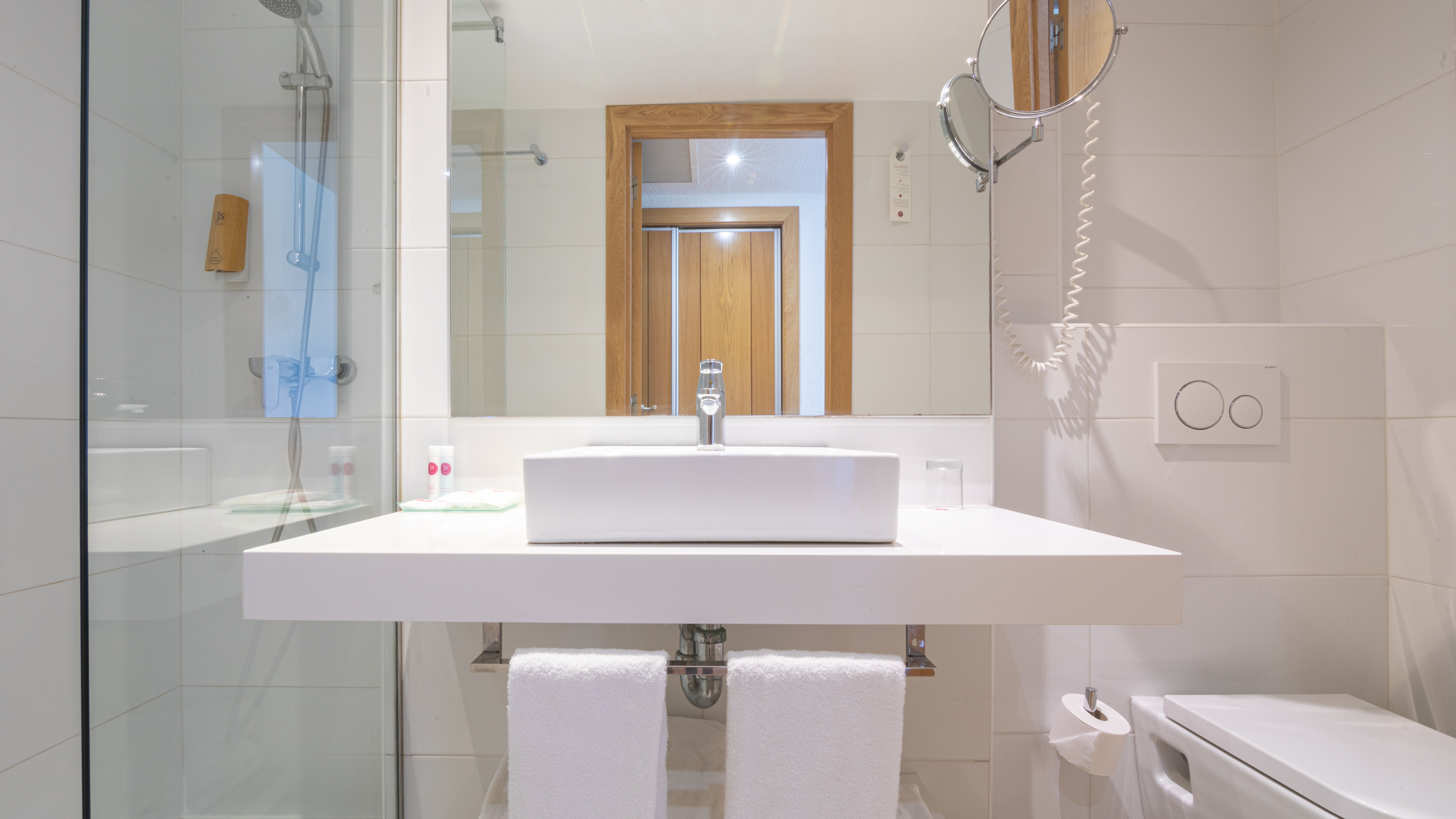 Double or Twin Capacity 2