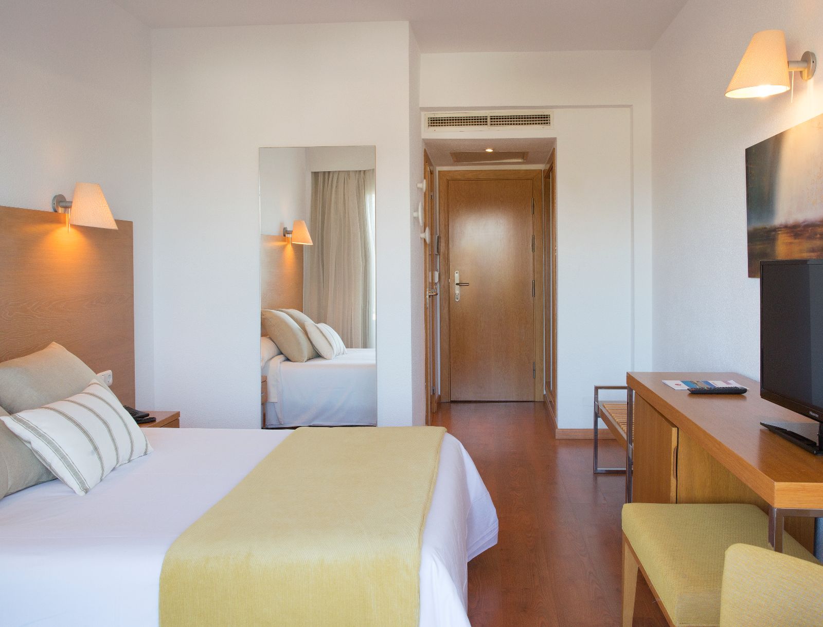 Double or Twin Standard