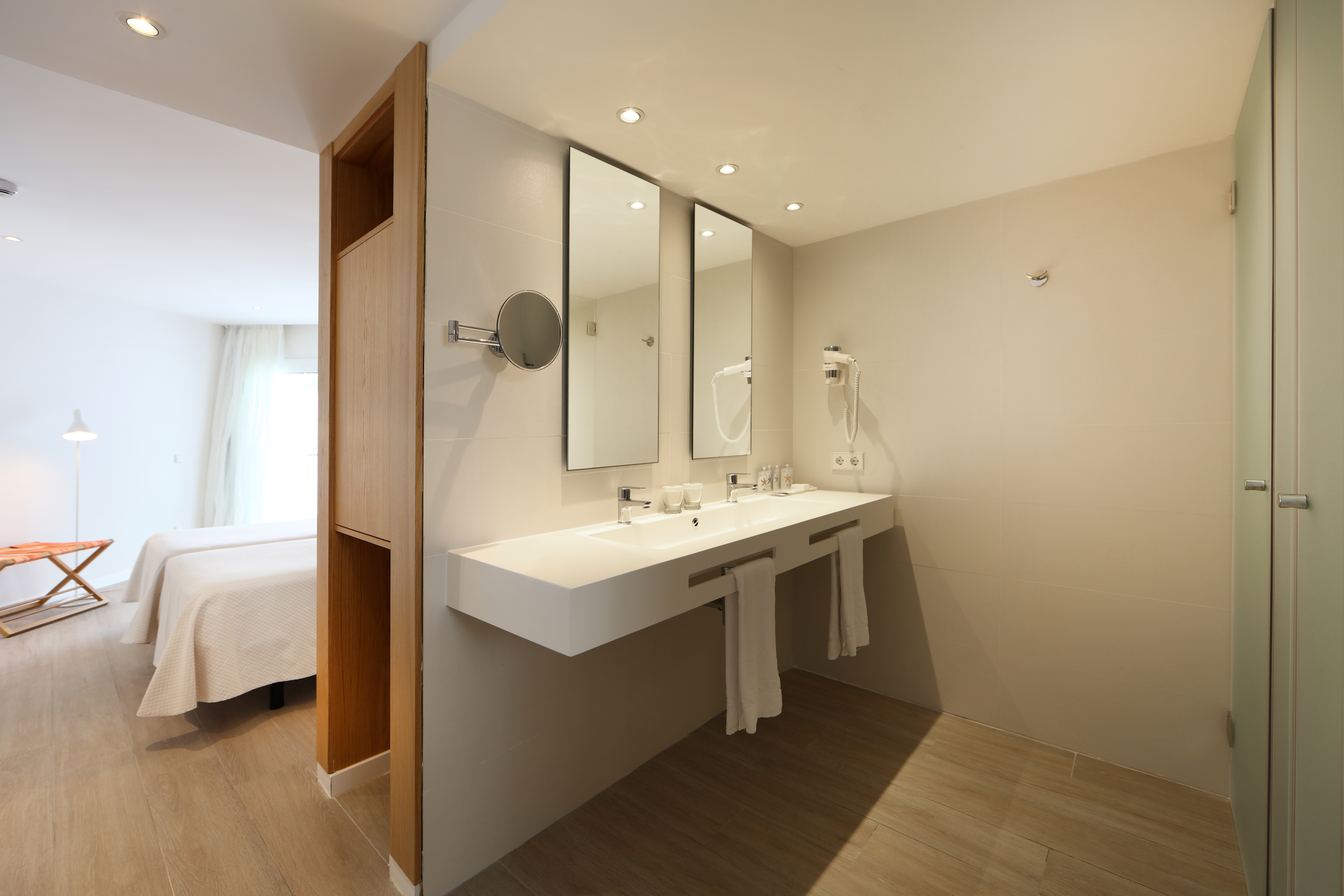 Double or Twin Sea View