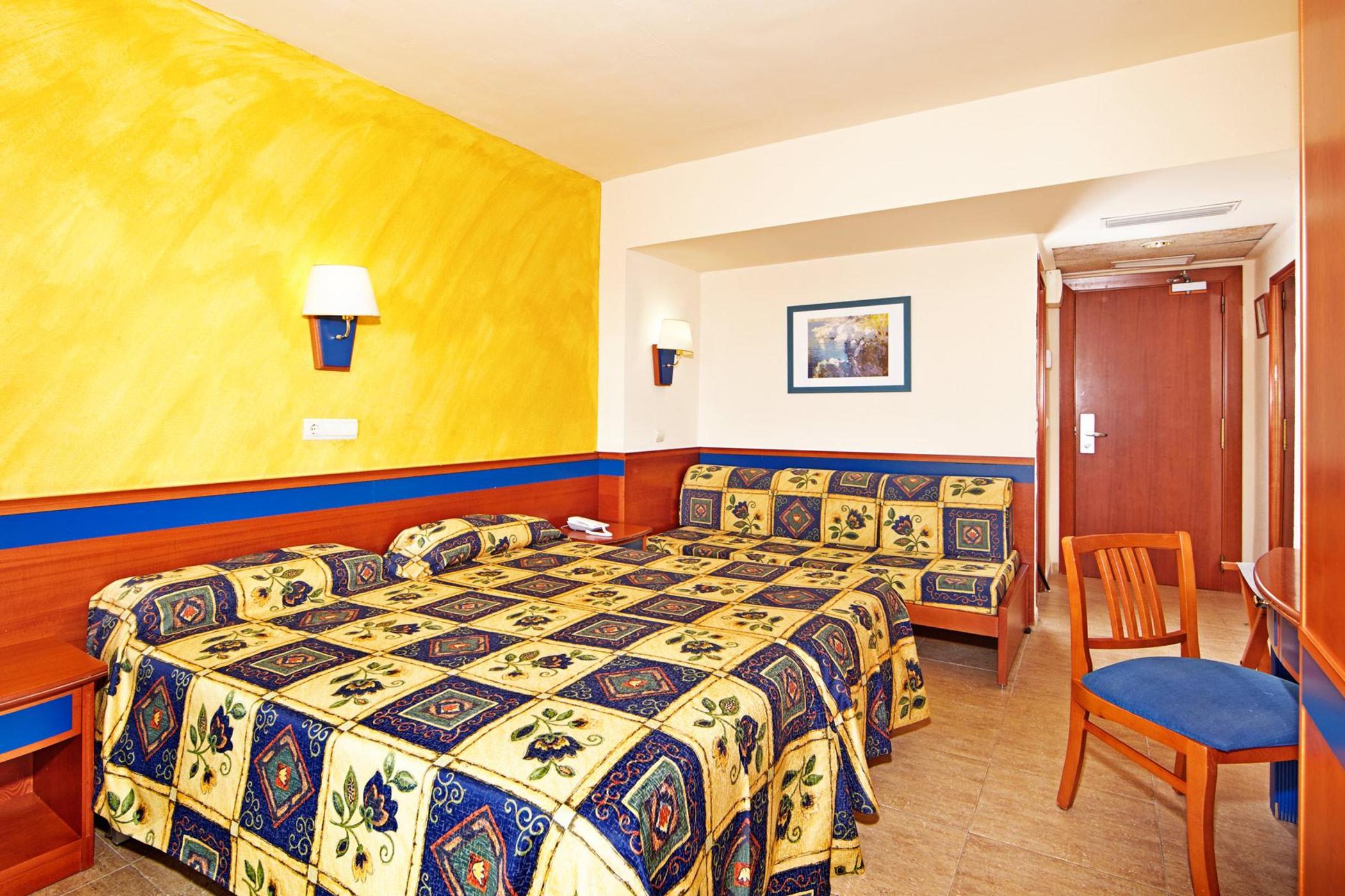 Double or Twin Standard