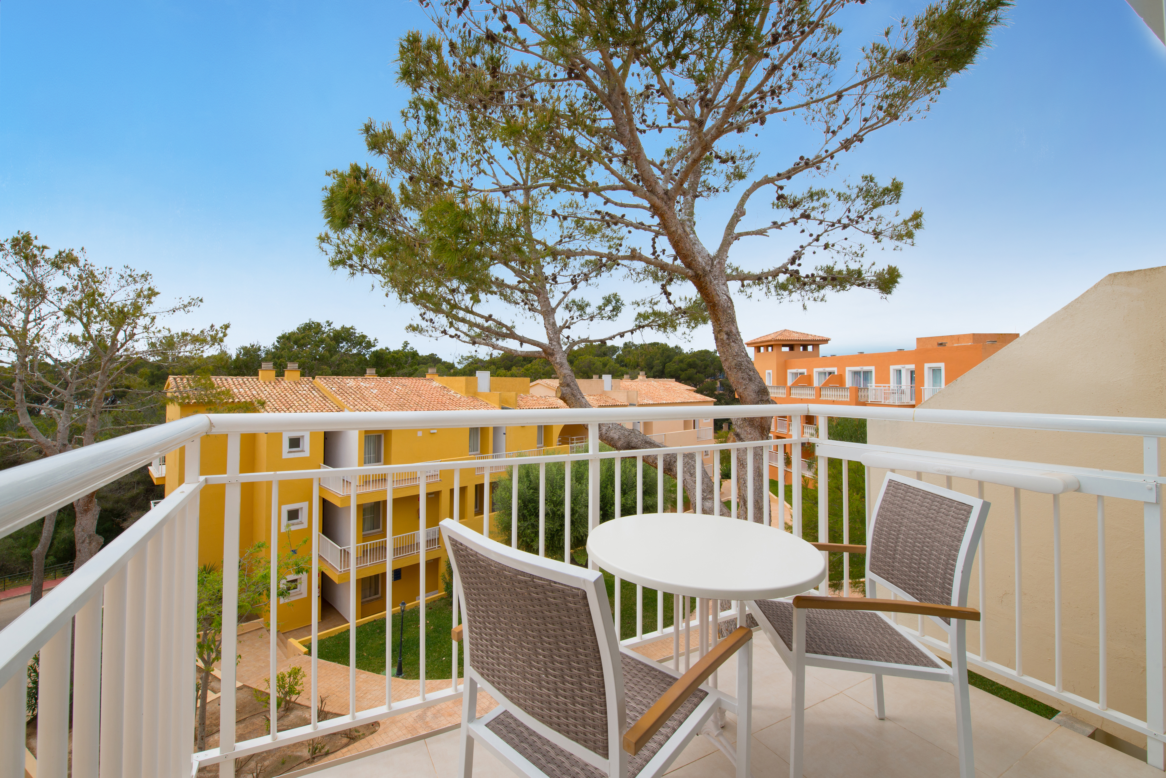 Family Room Garden View