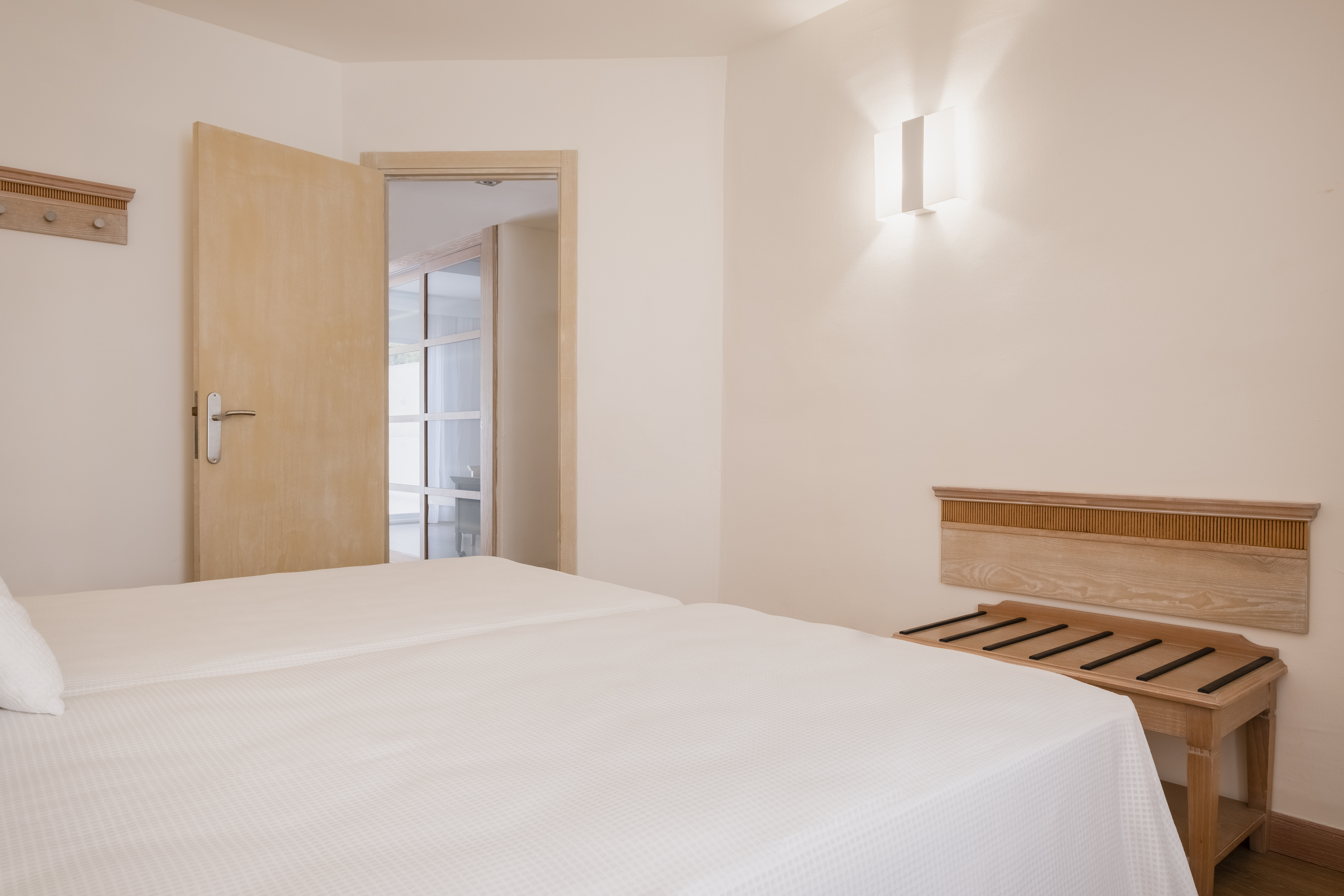 Family Room Capacity 4