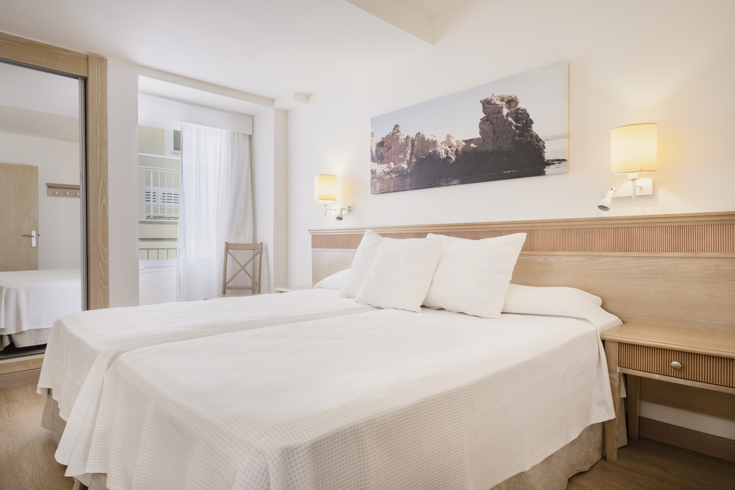 Family Room Connecting Room