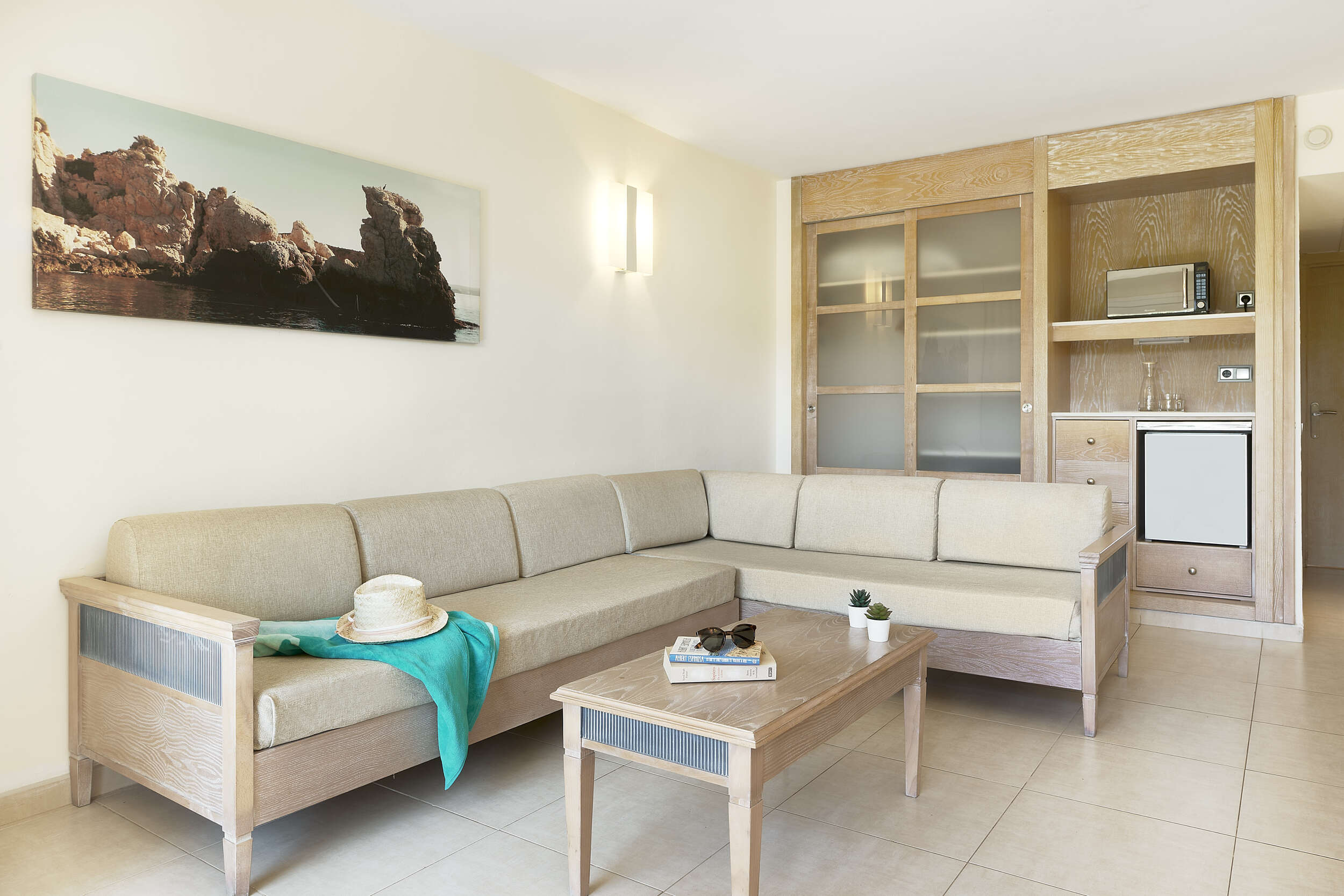 Family Room Capacity 6