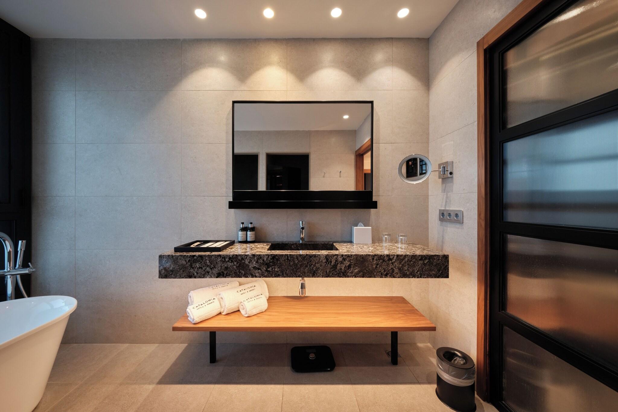 Suite with Double Bed