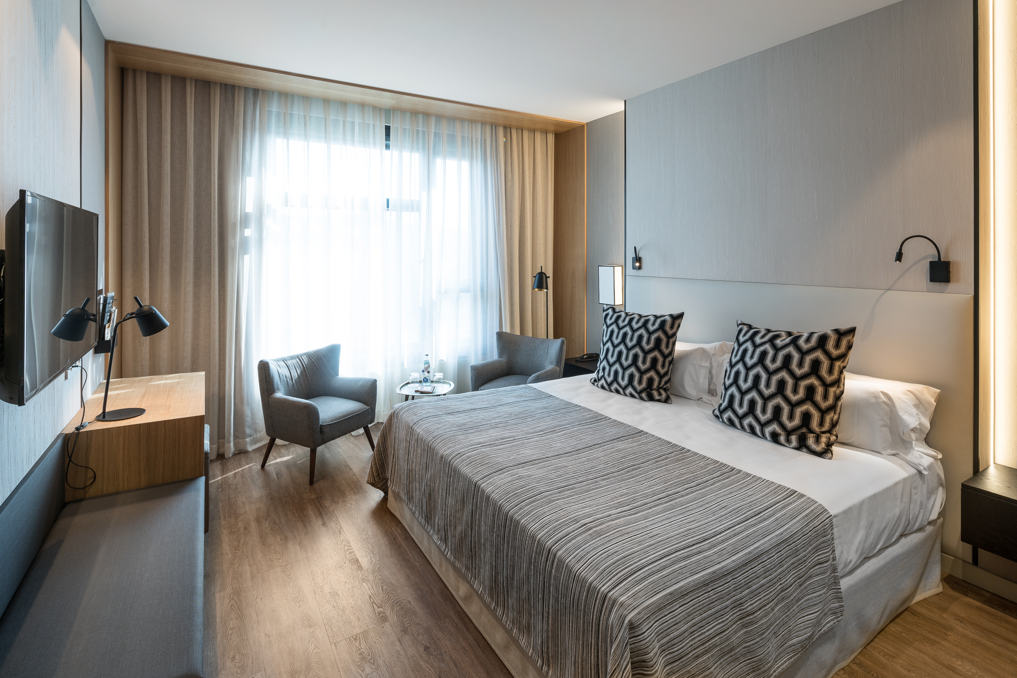 Double or Twin Deluxe