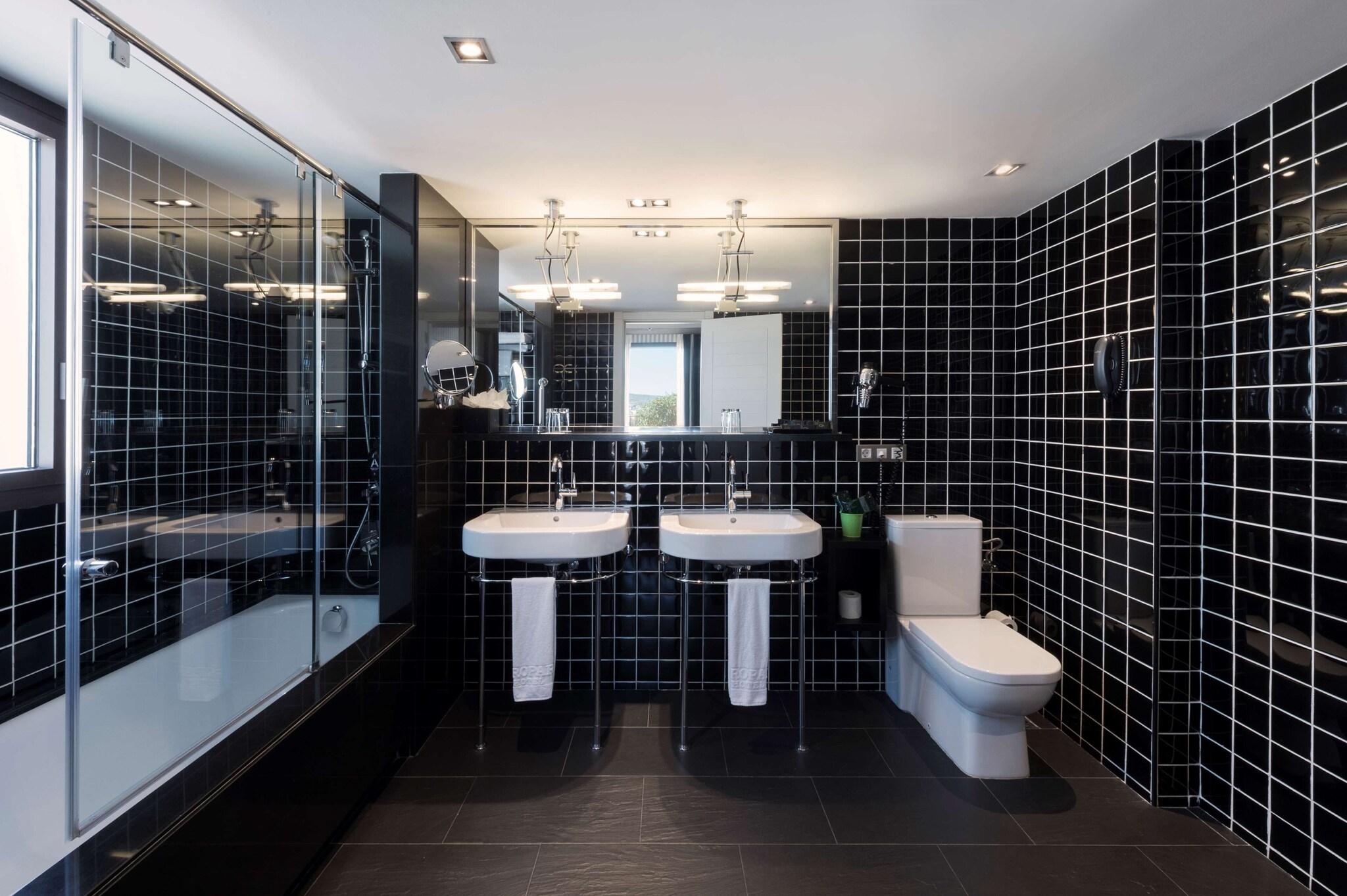 Double King Size Bed