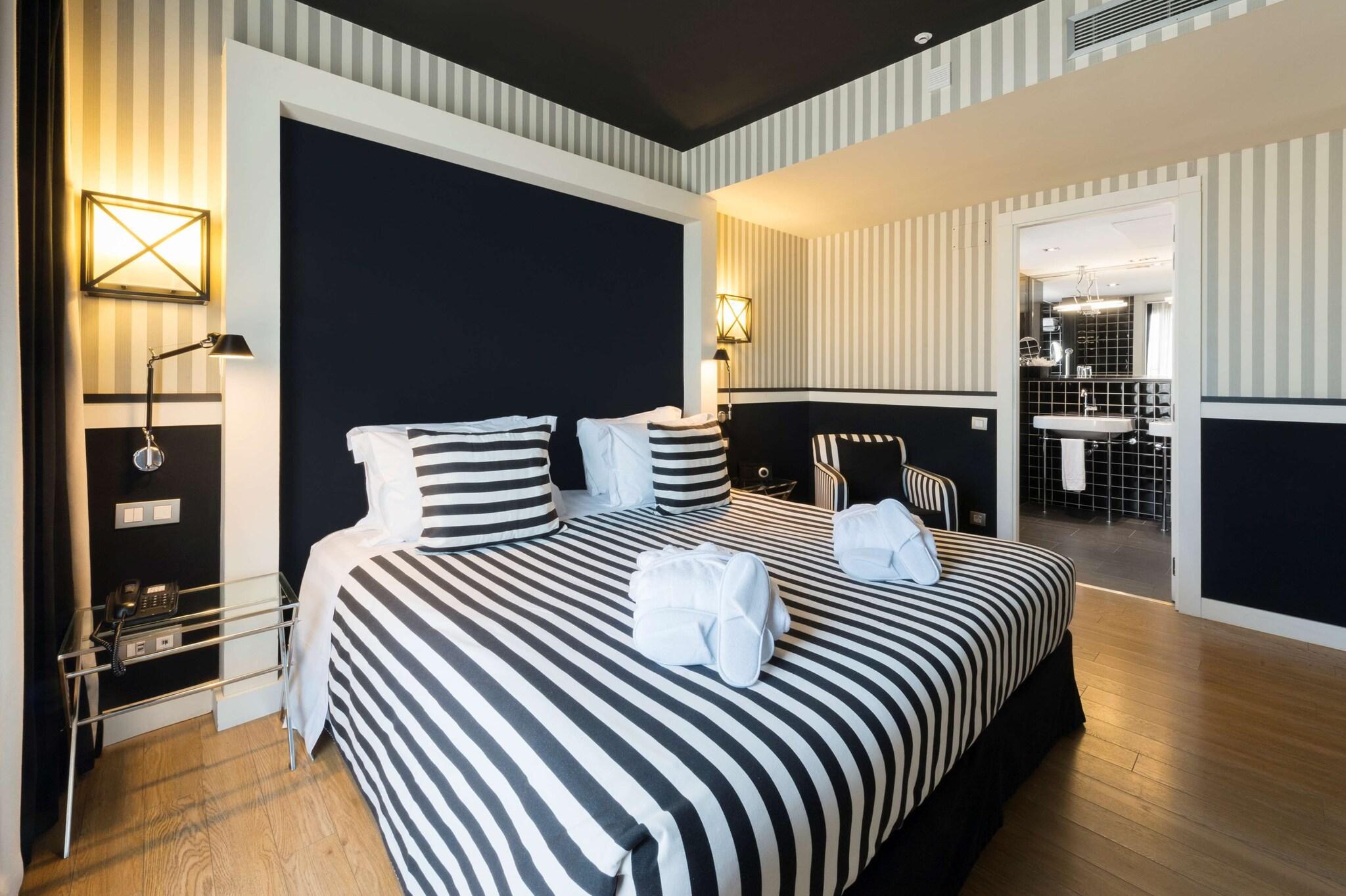 Double King Size Bed