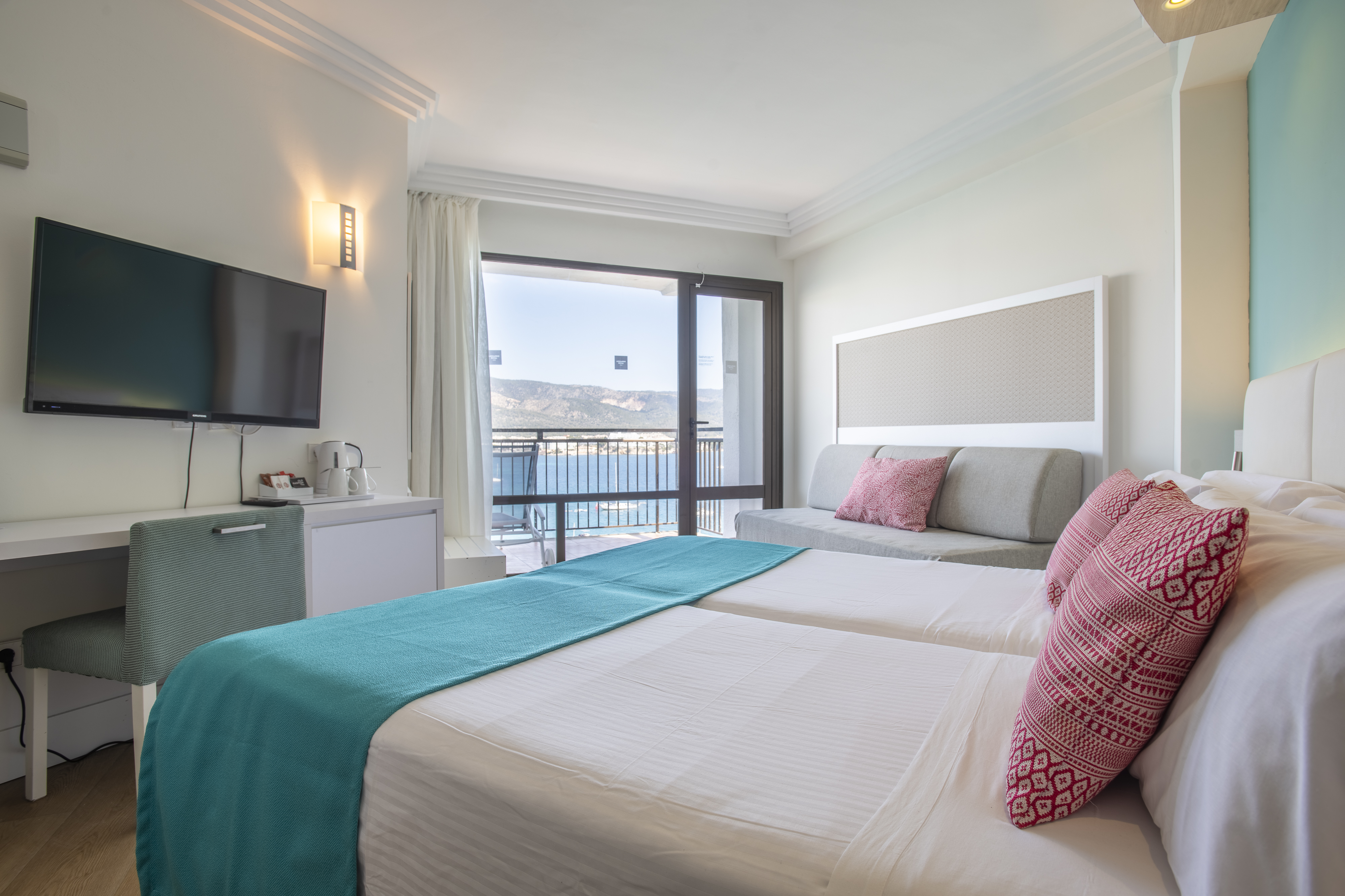 Family Room Sea View