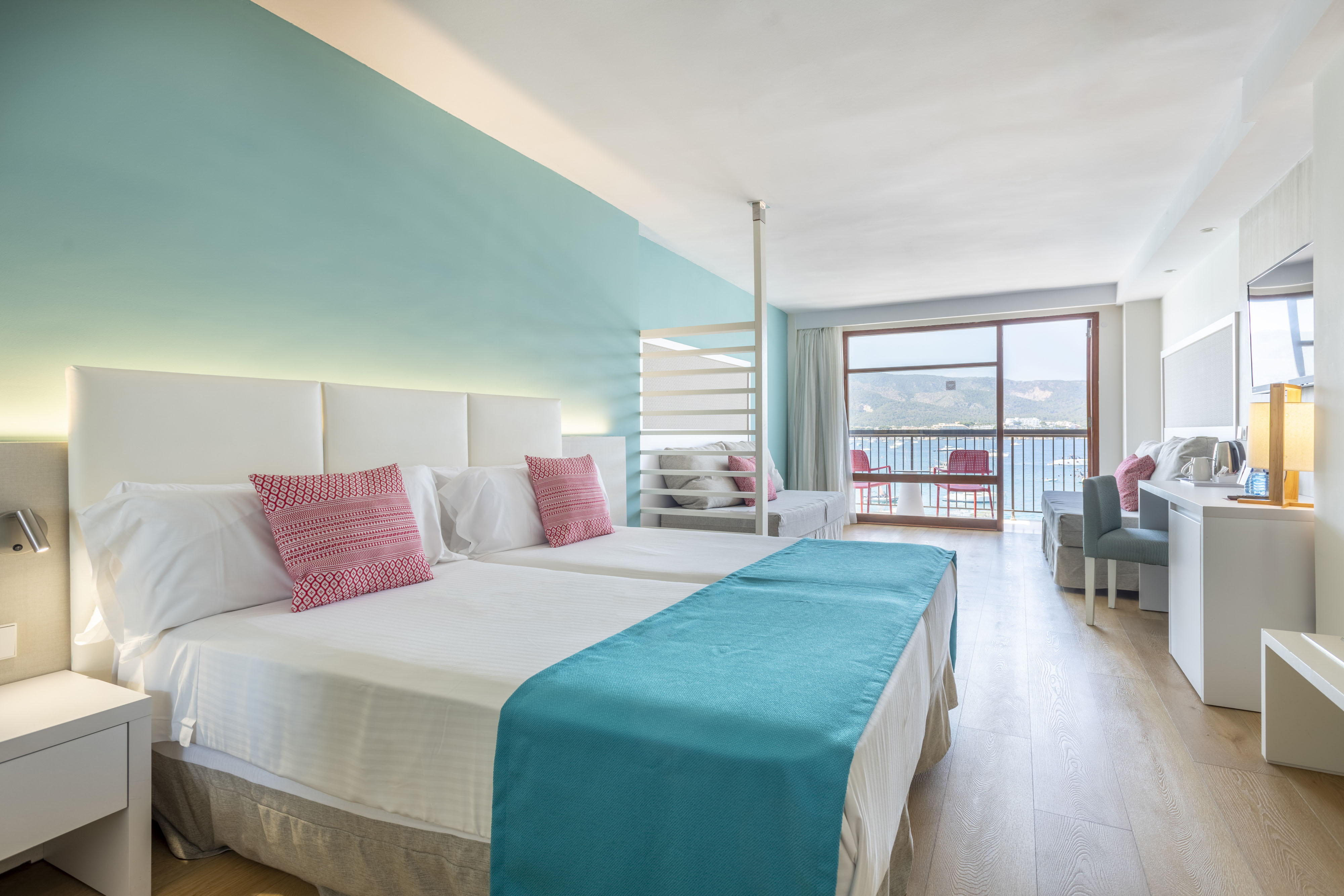 Double Deluxe Sea View