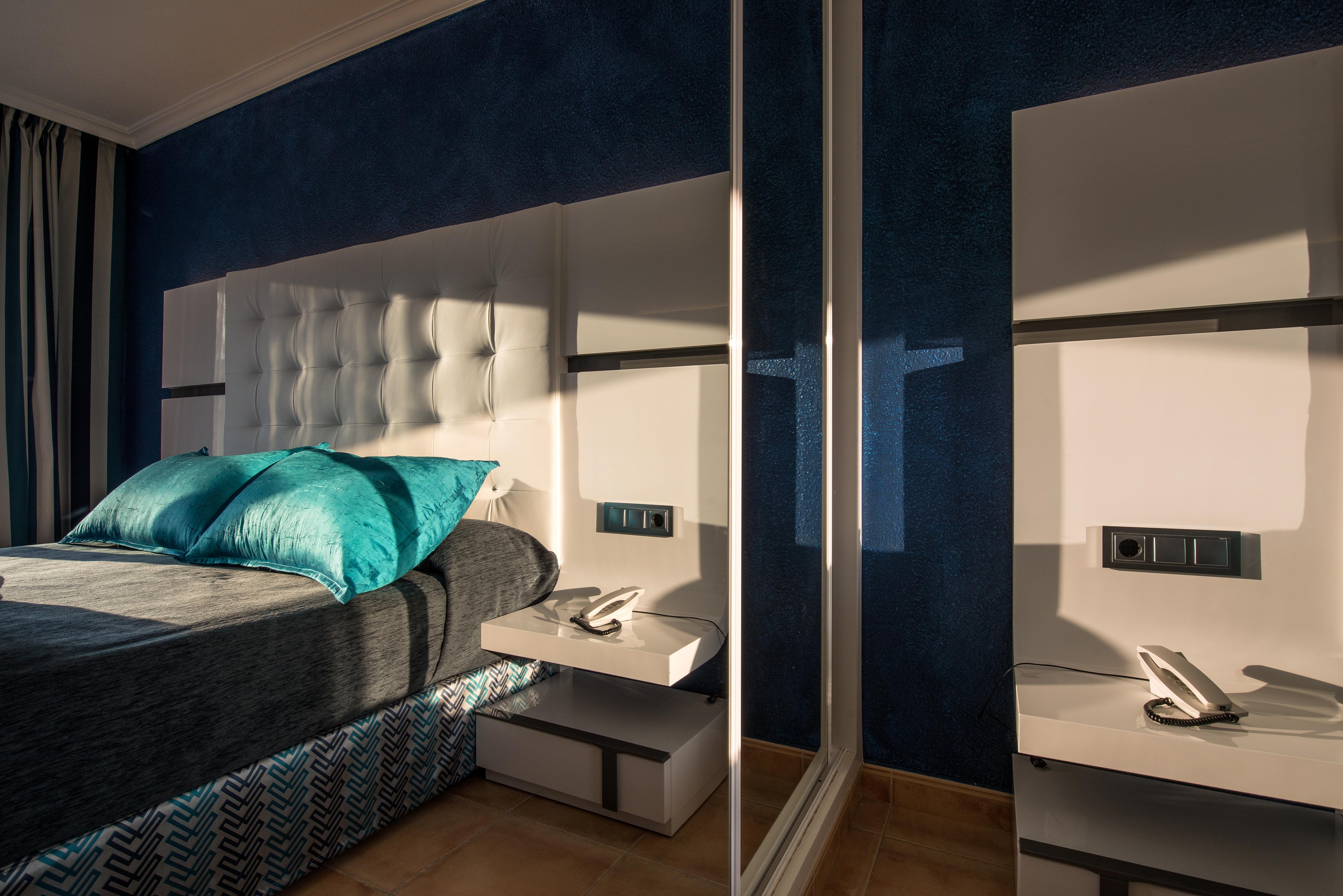 Double Single Deluxe