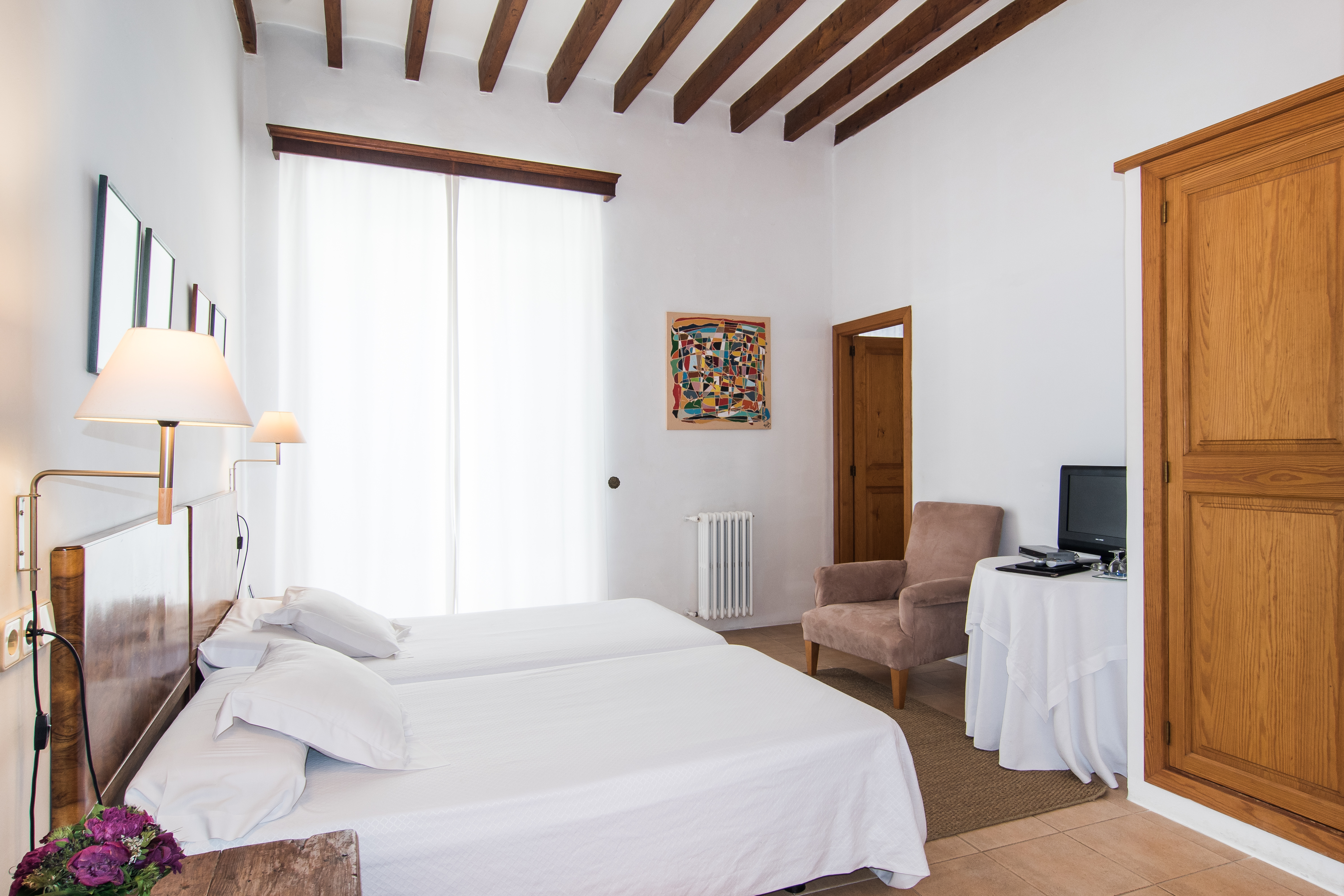 Double or Twin Standard