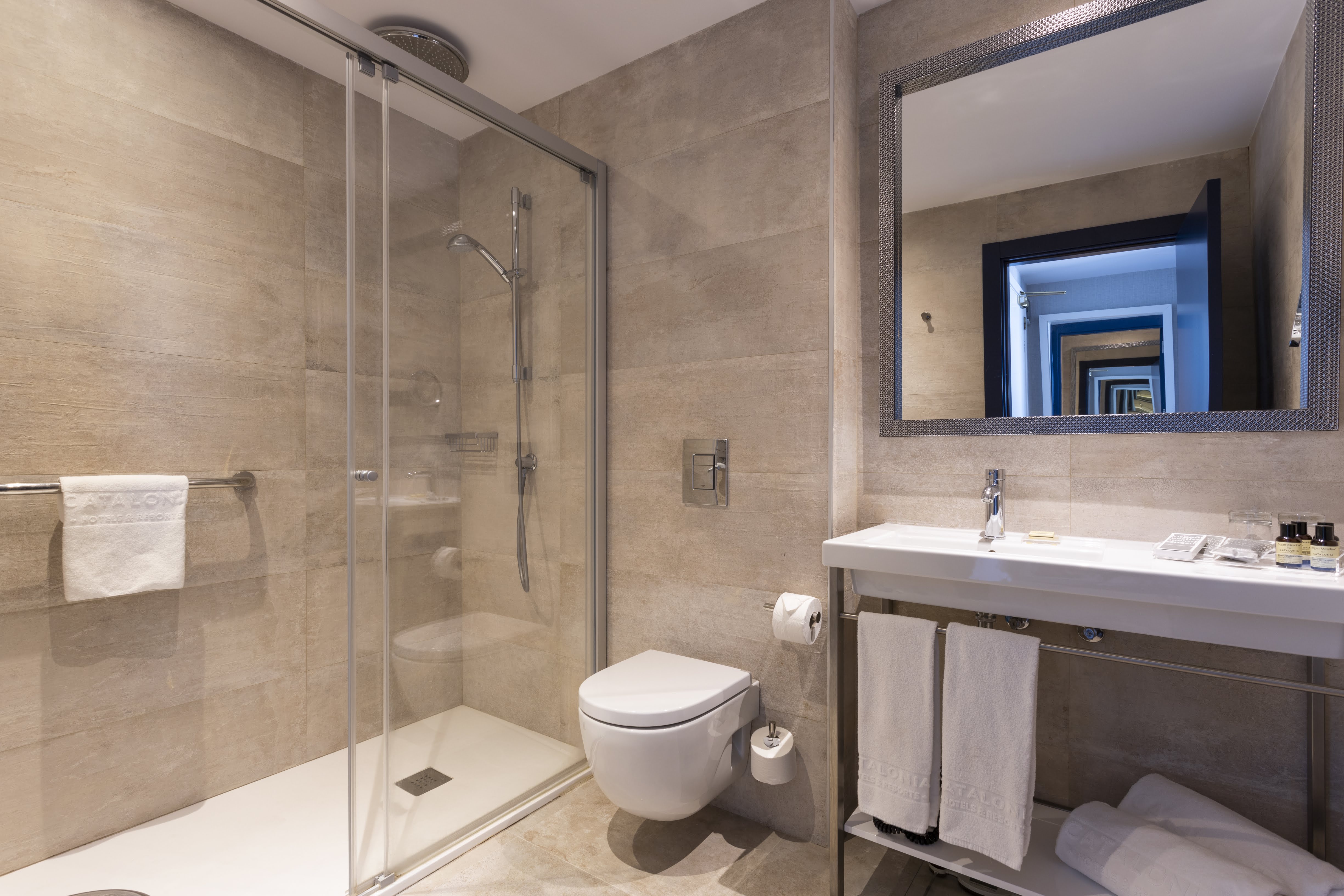 Double or Twin Premium Sea View