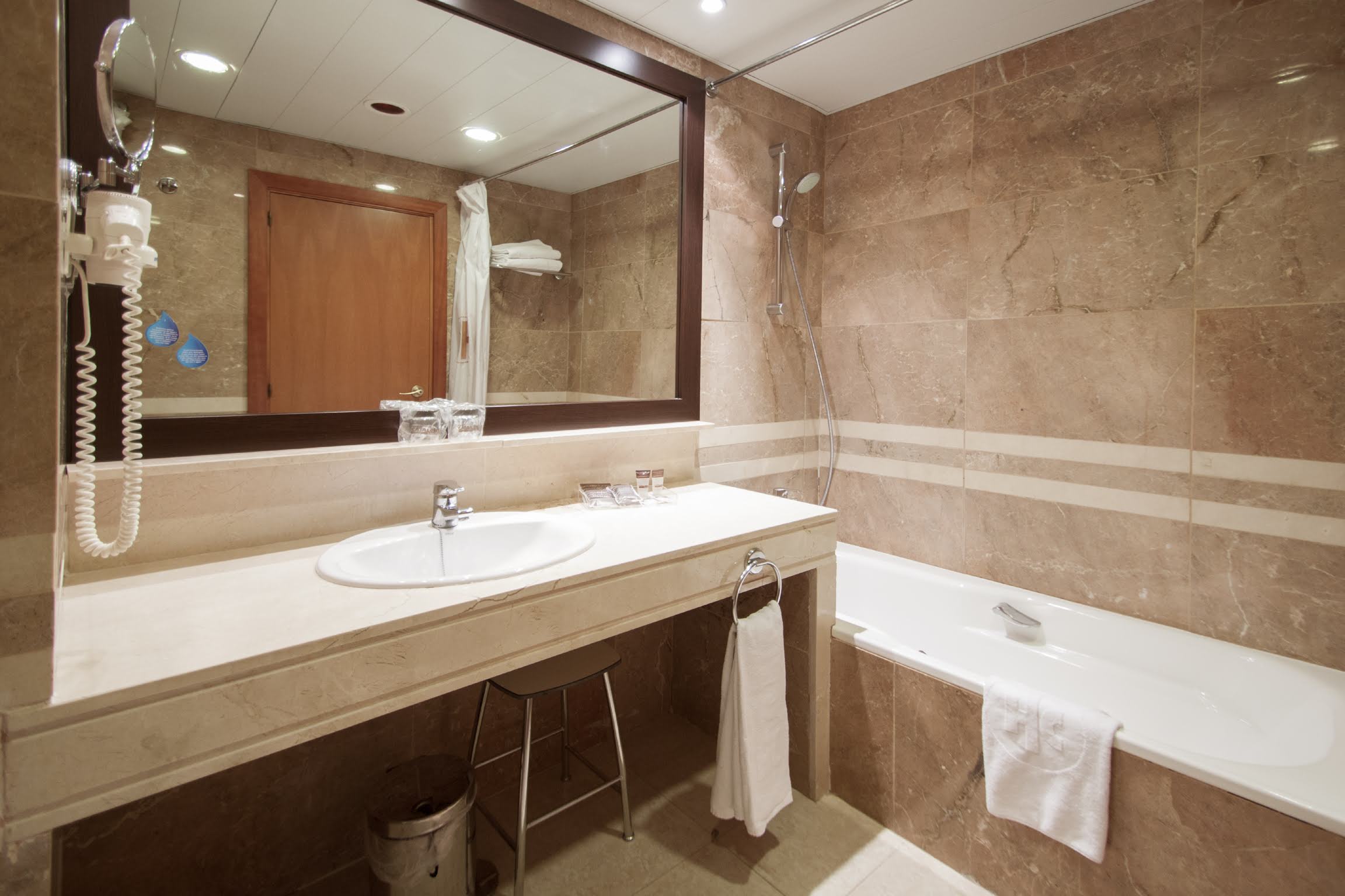 Double or Twin Sea View