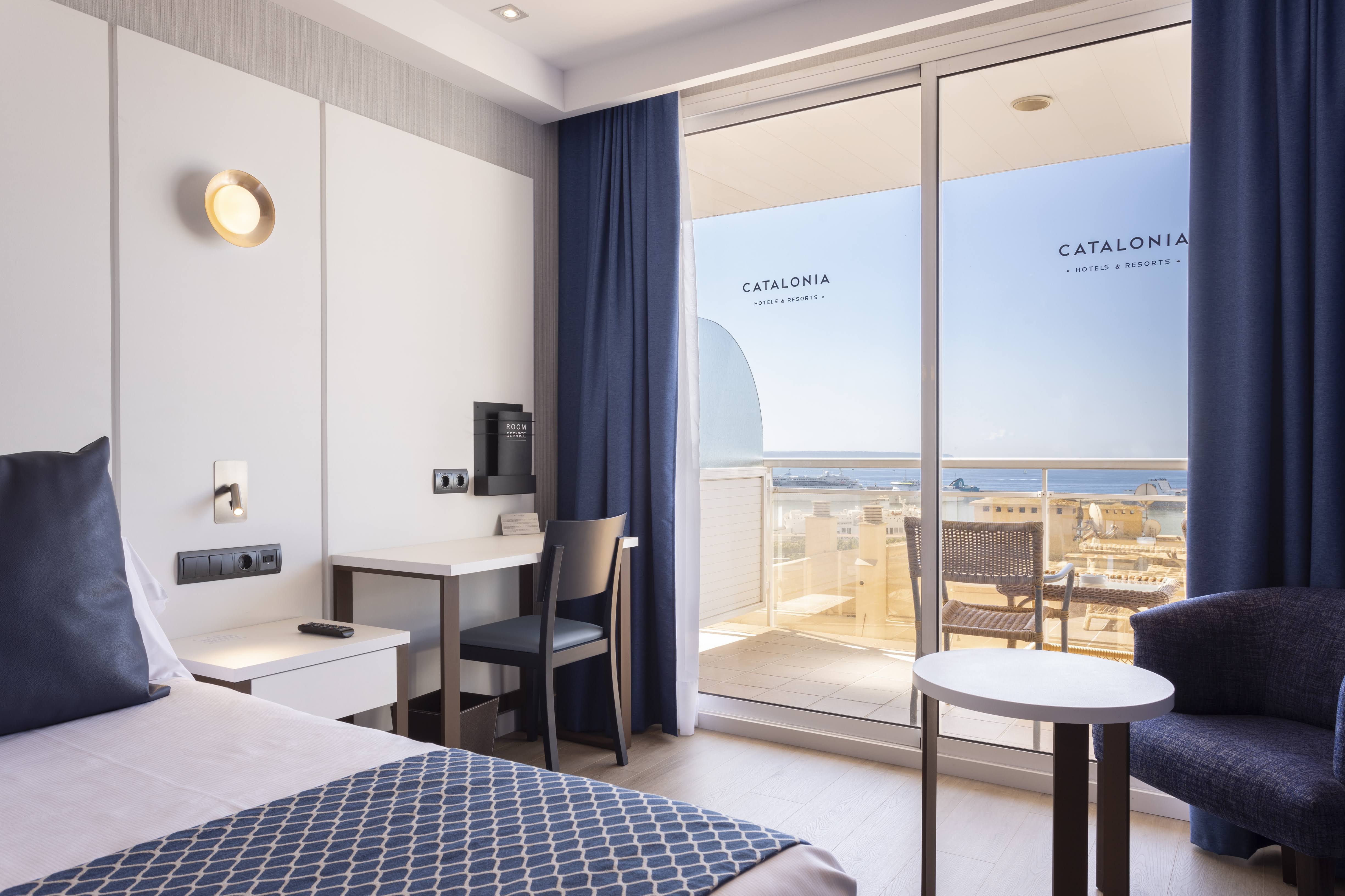 Double or Twin Premium Sea View