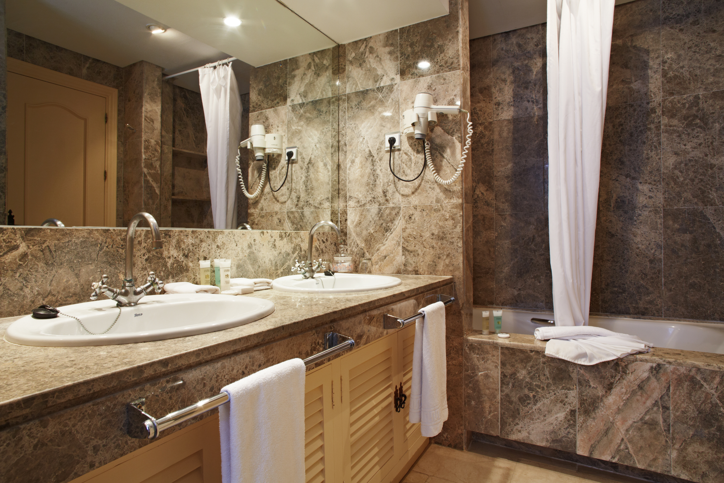 Apartment Three Bedrooms