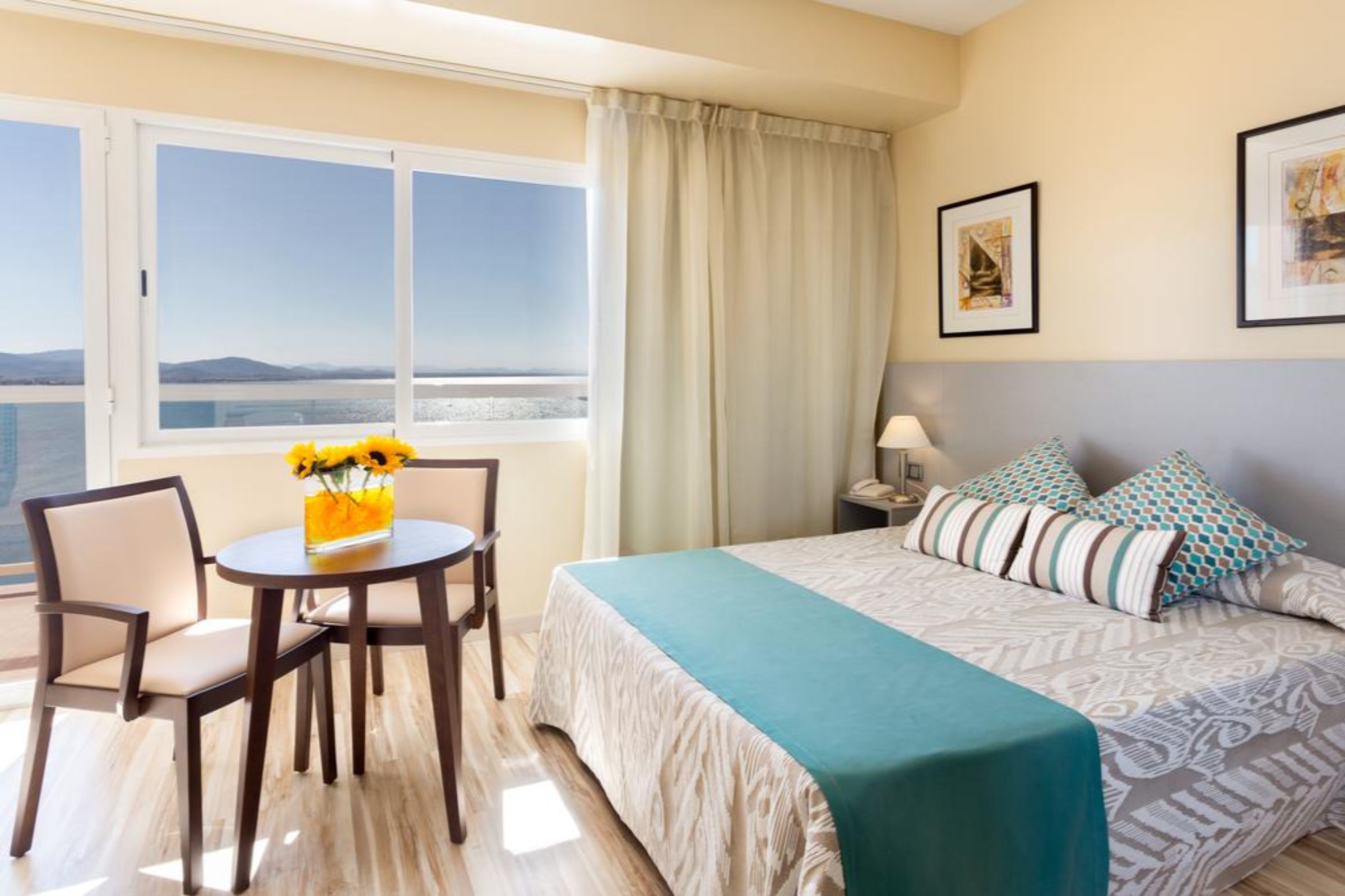 Double or Twin Standard