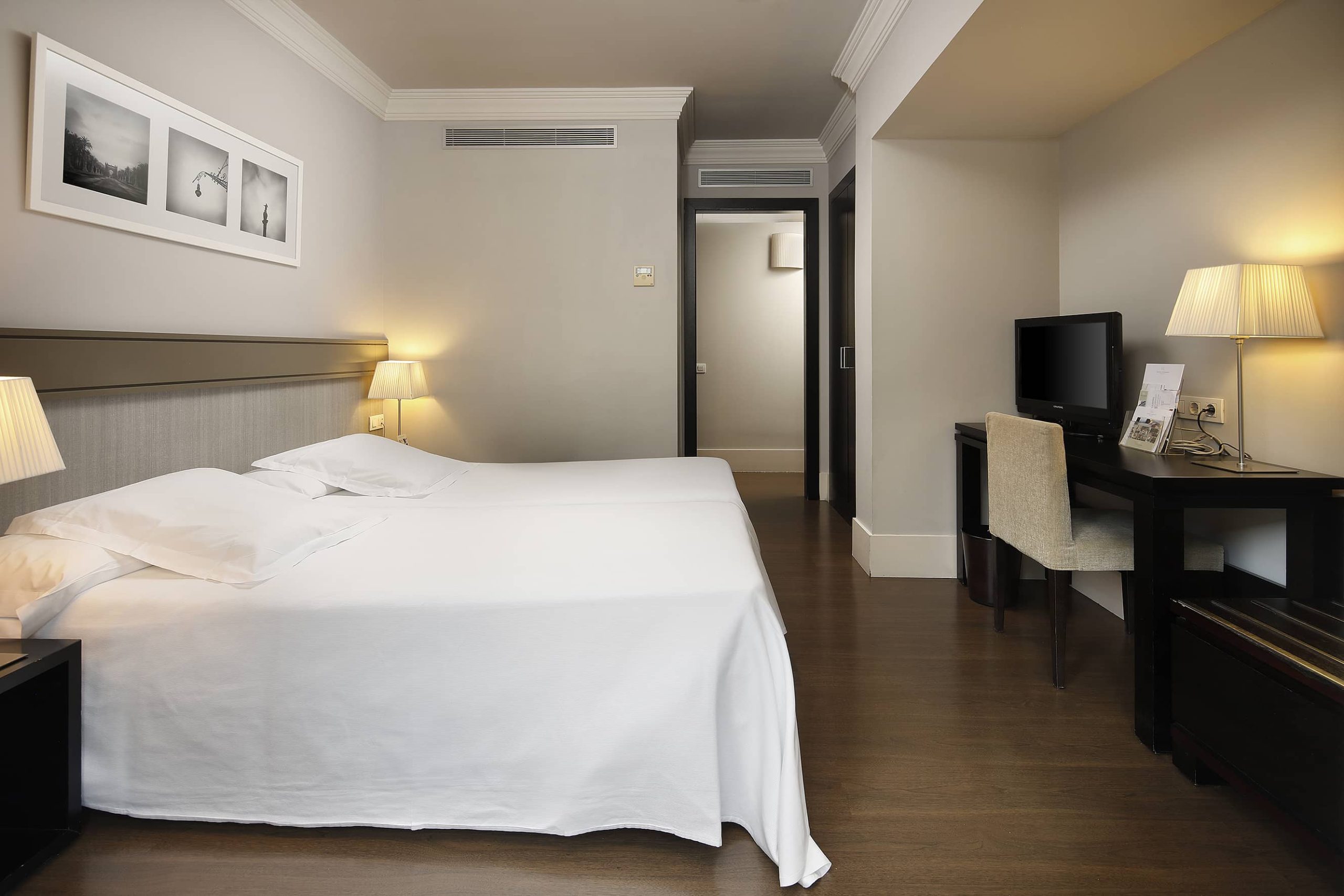 Double Single City View