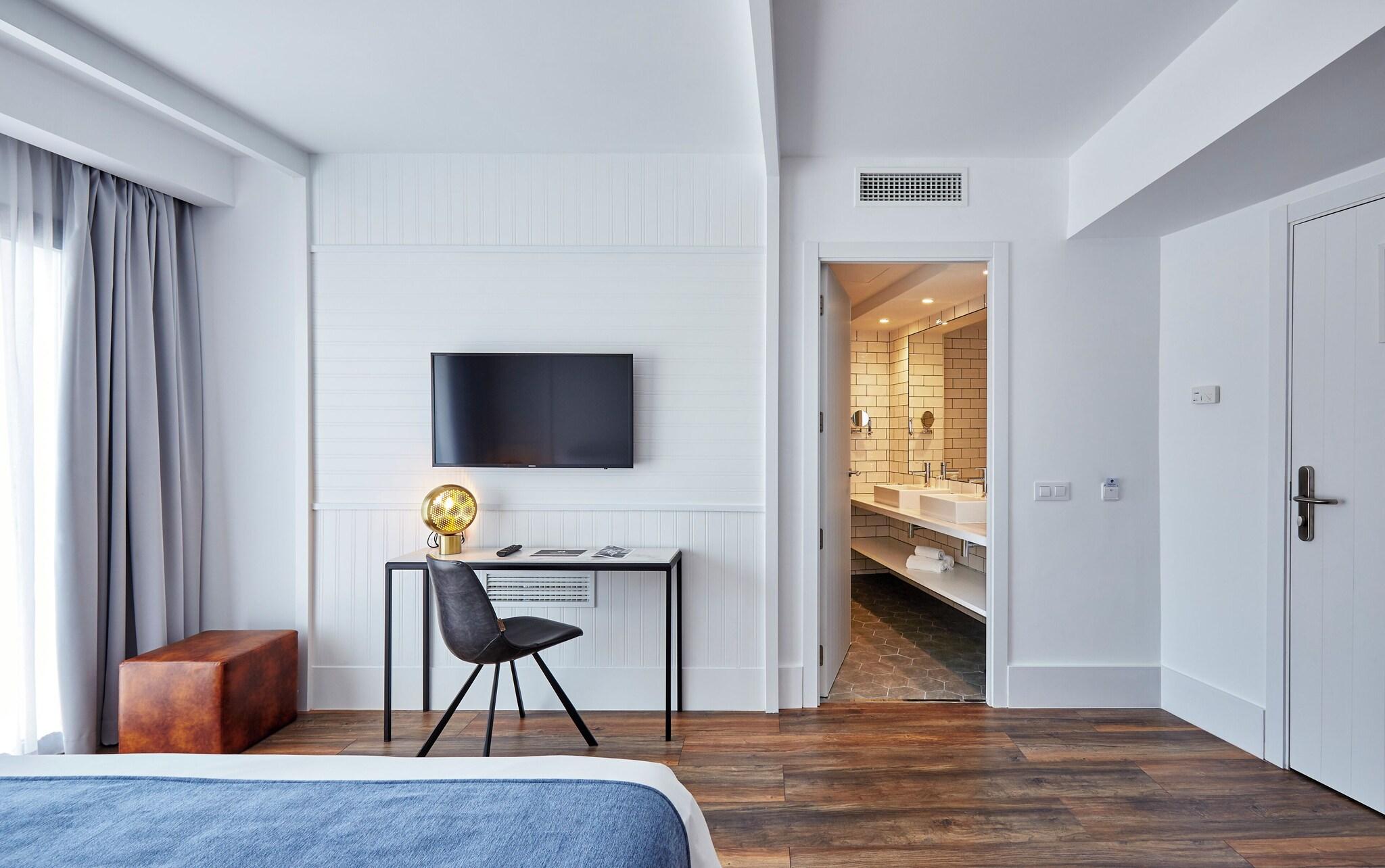 Double or Twin Superior