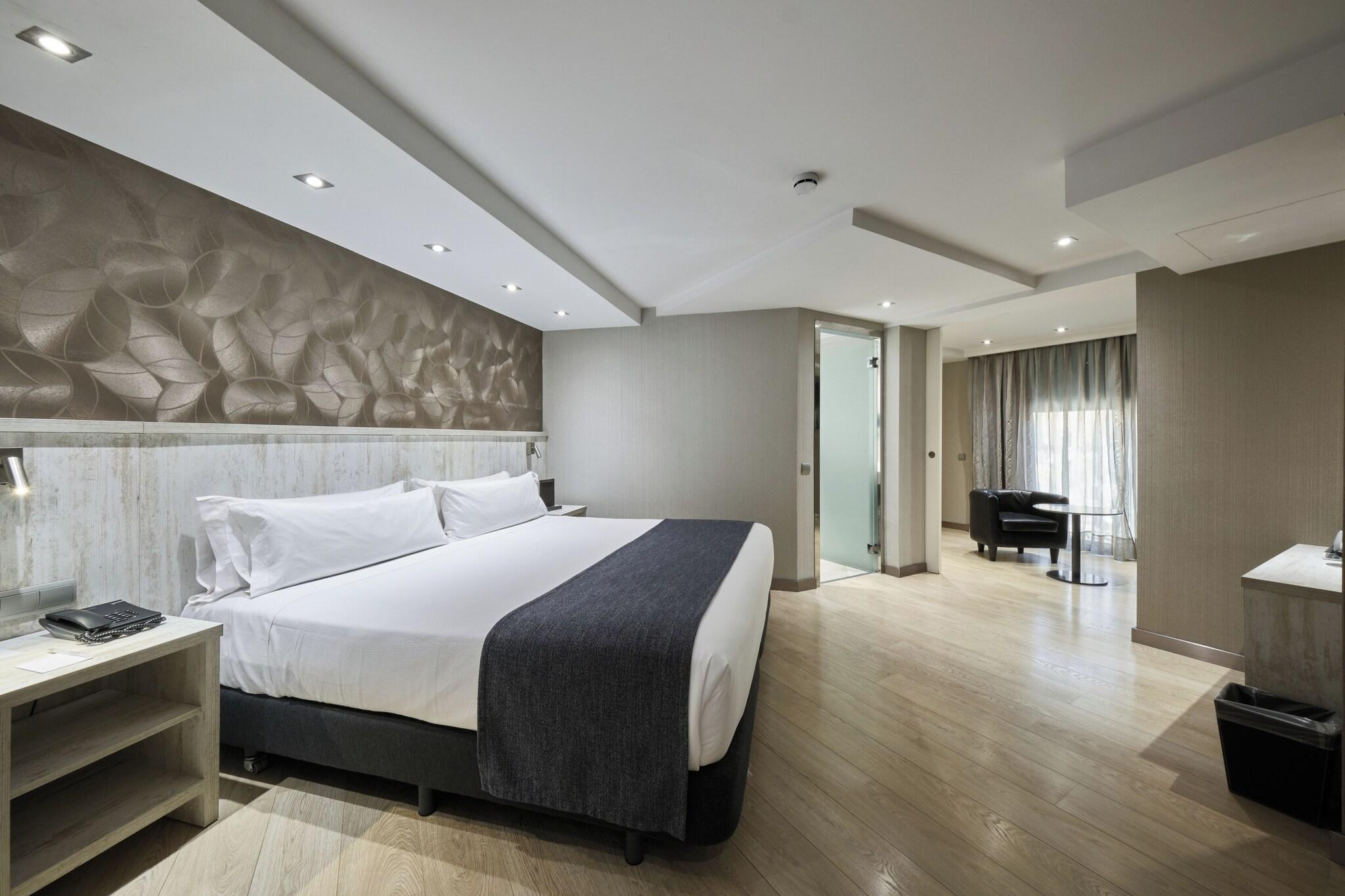 Junior Suite King Size Bed