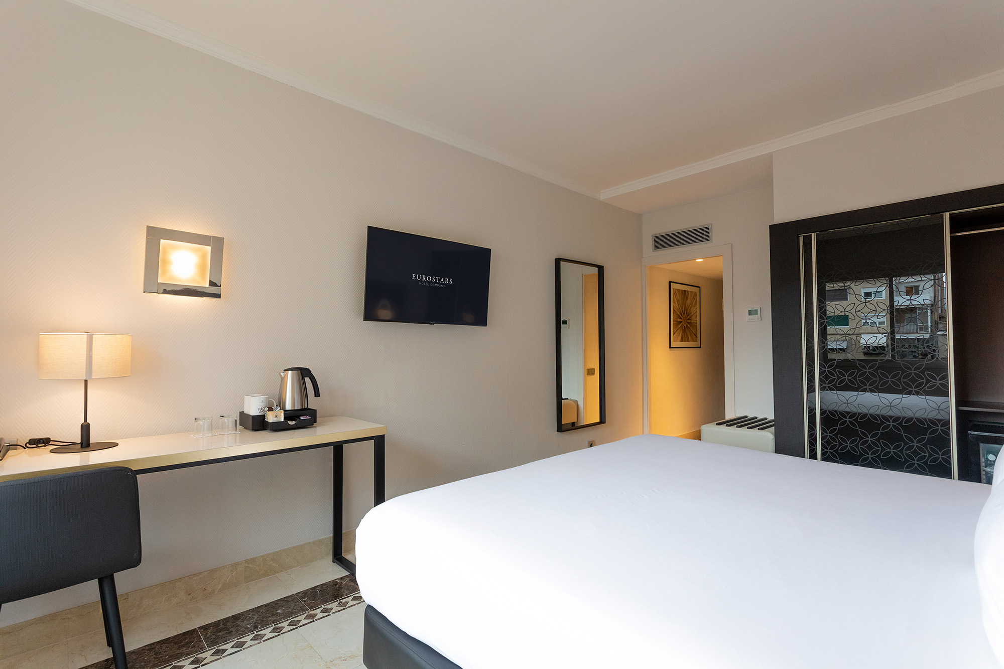 Double or Twin Standard