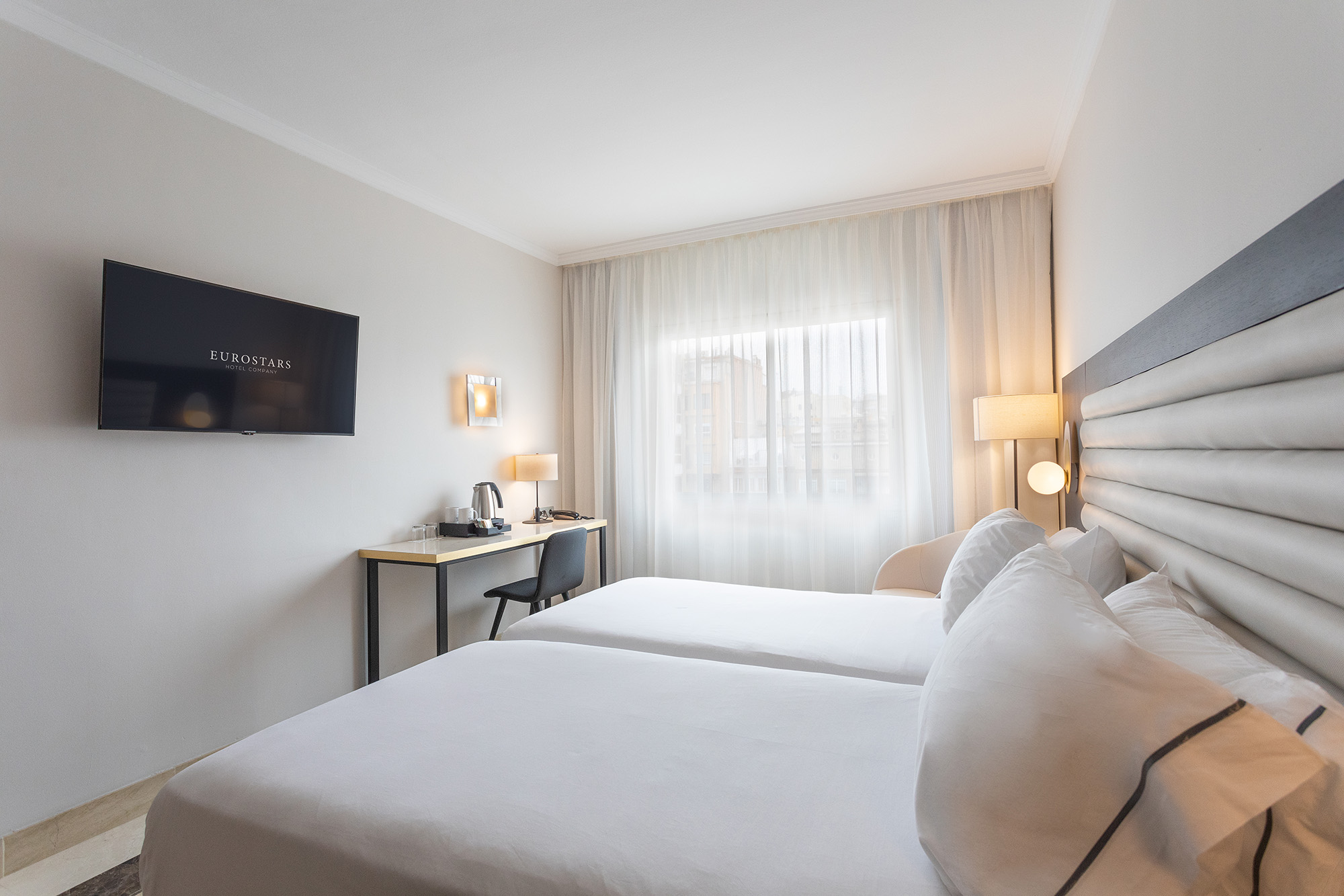 Double or Twin Standard