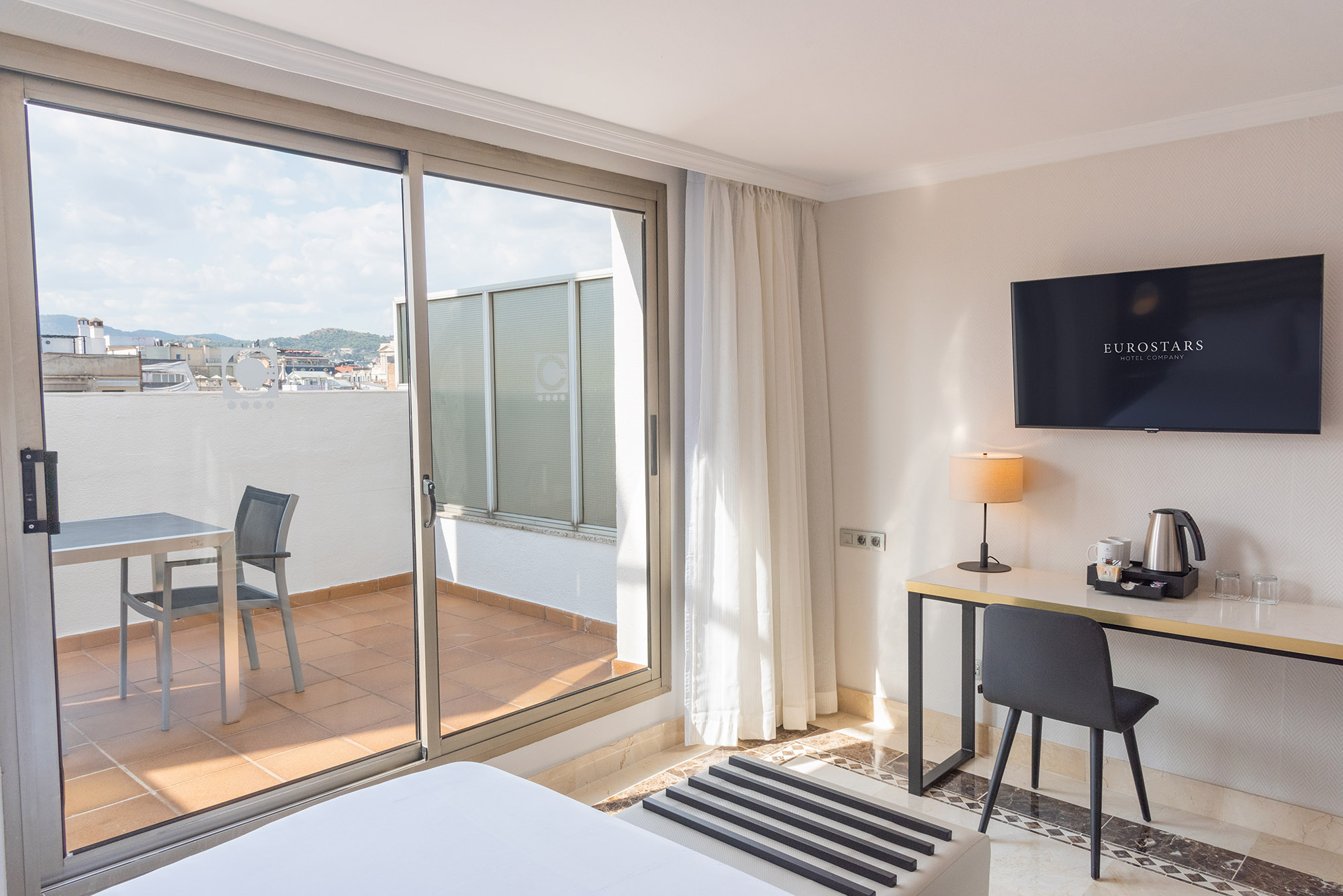 Double Single with Terrace