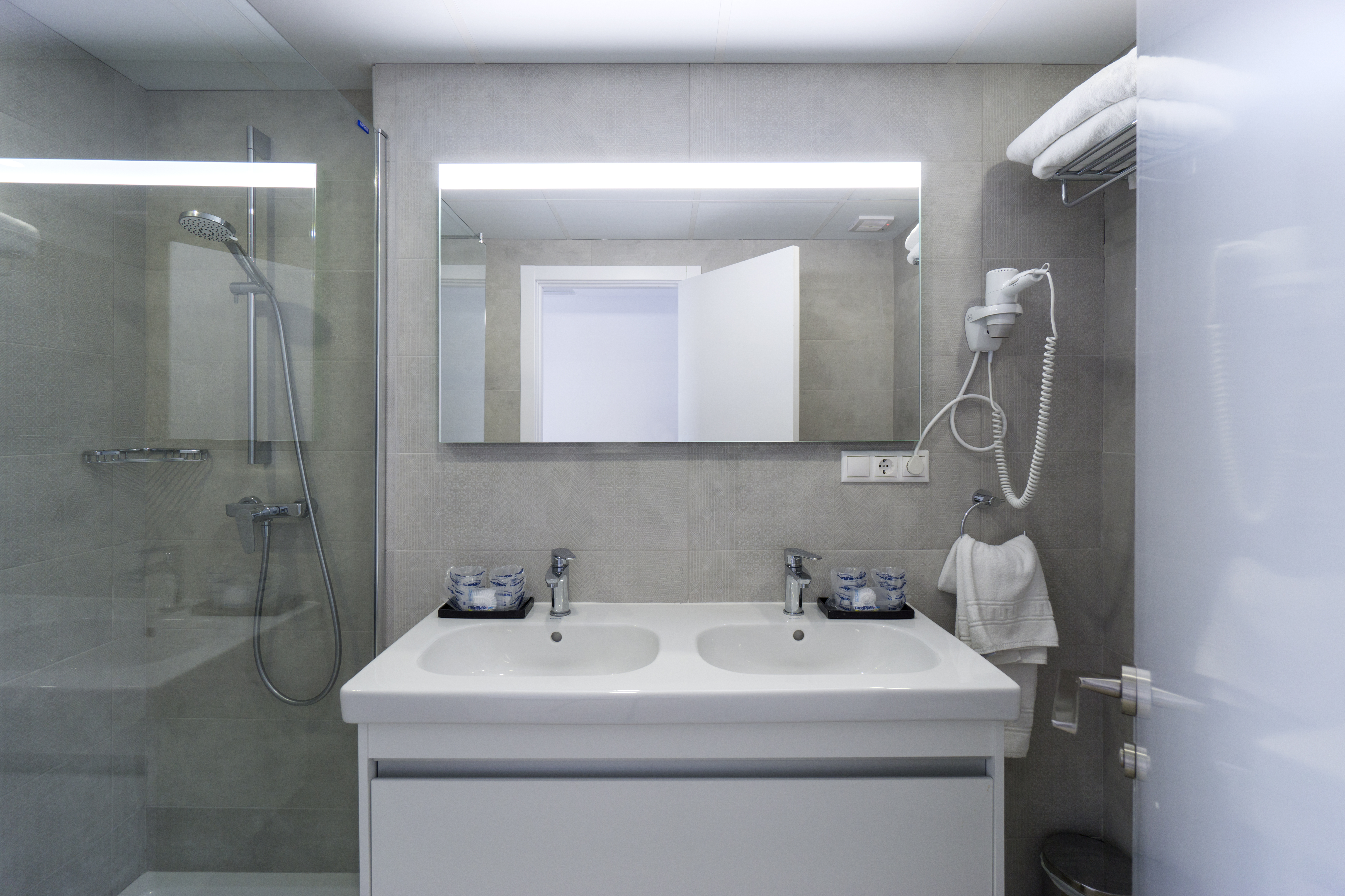 Family Room Superior