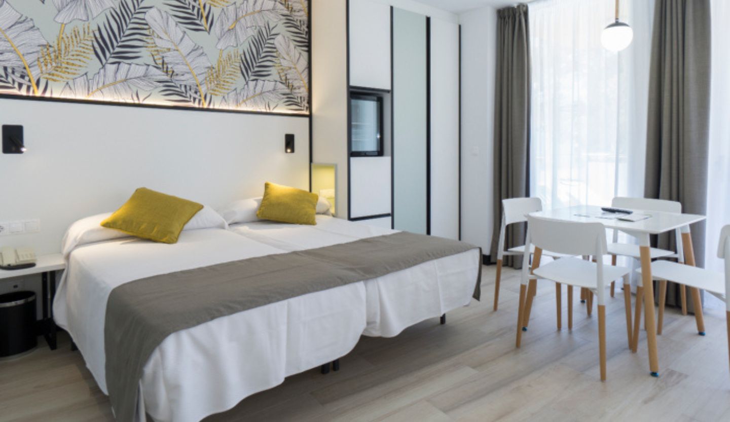 Family Room Capacity 4