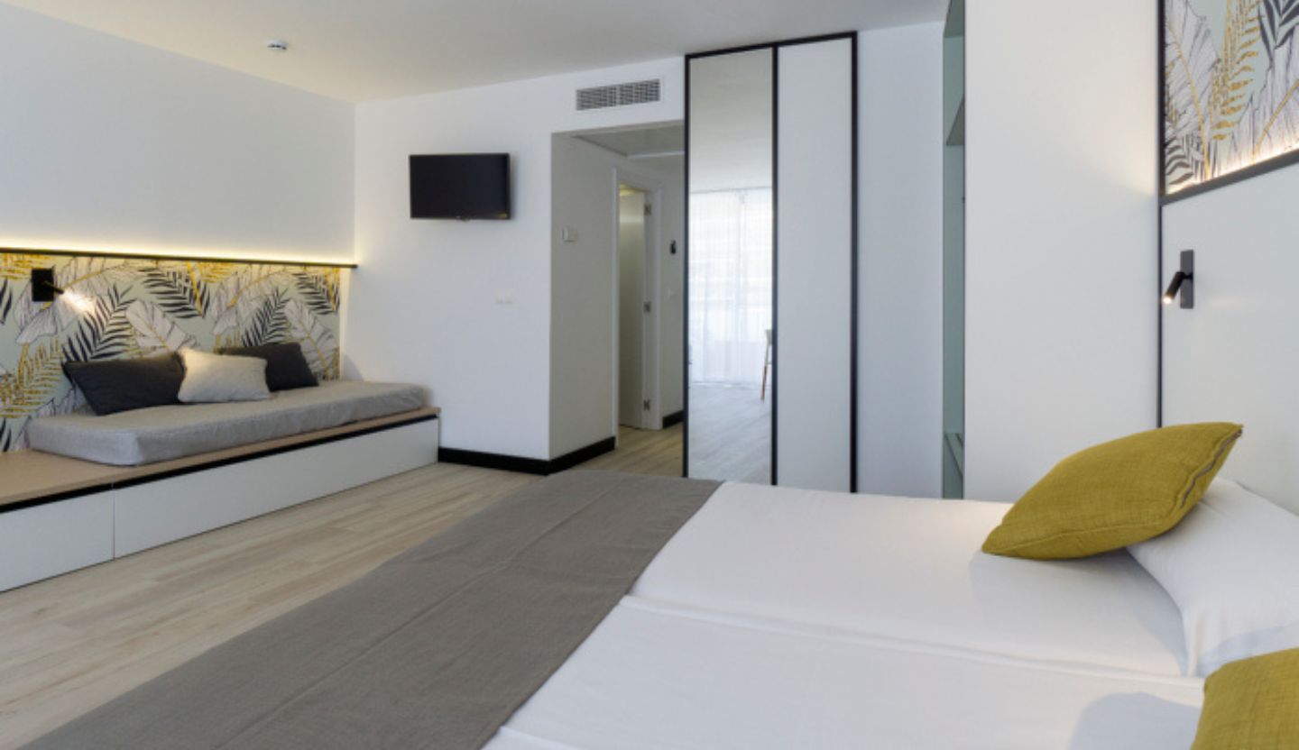 Family Room Capacity 4