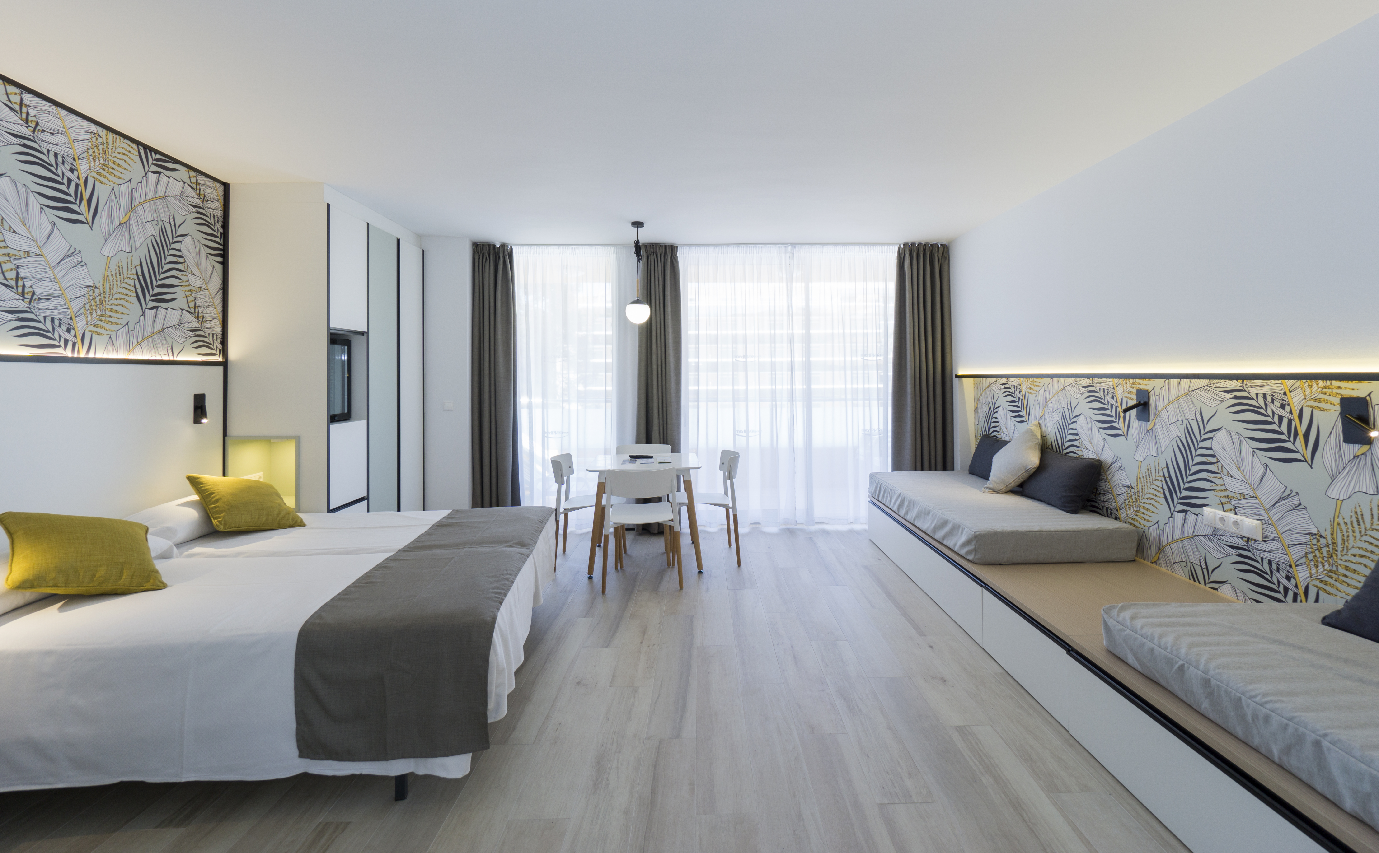 Family Room Superior