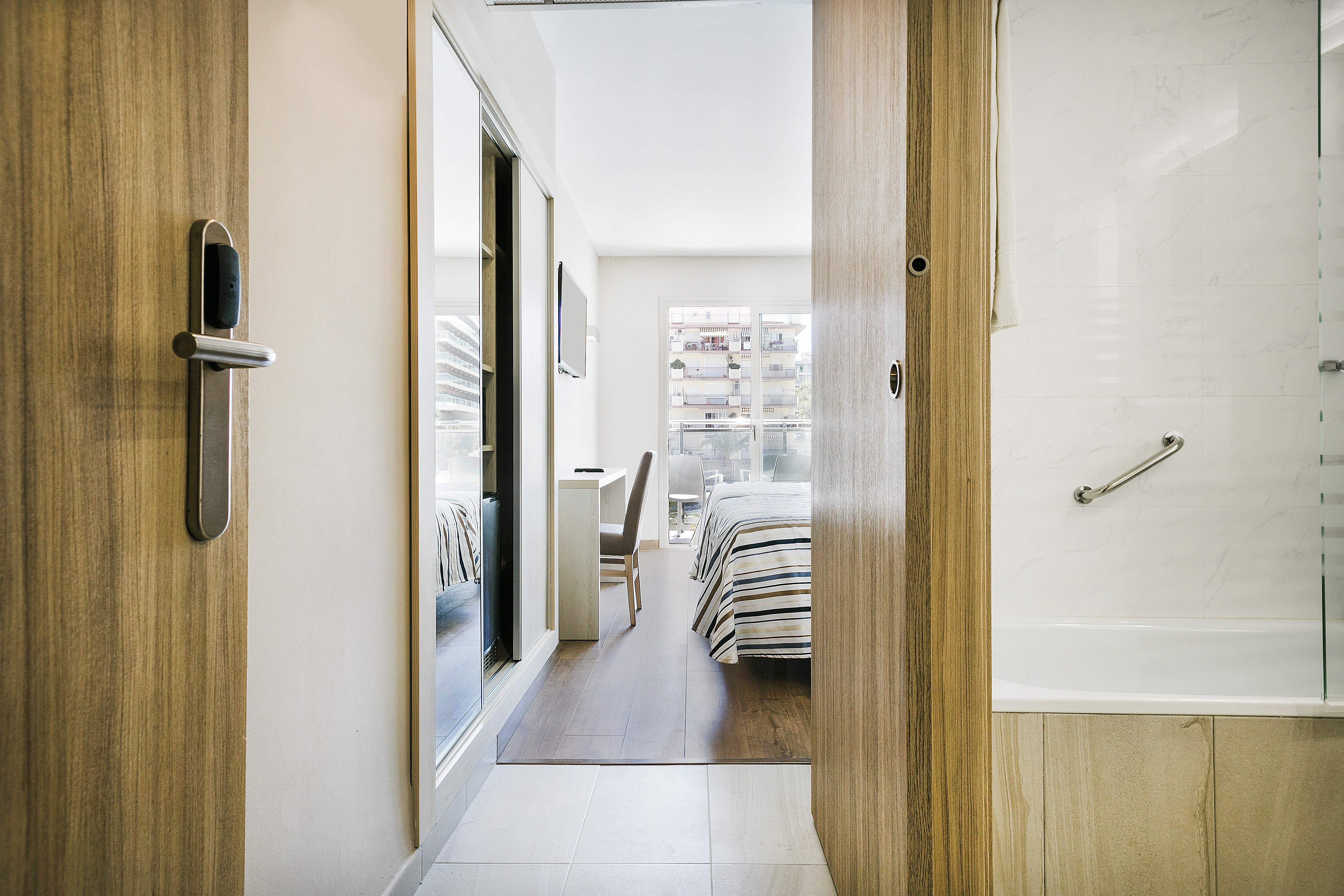 Double or Twin Standard