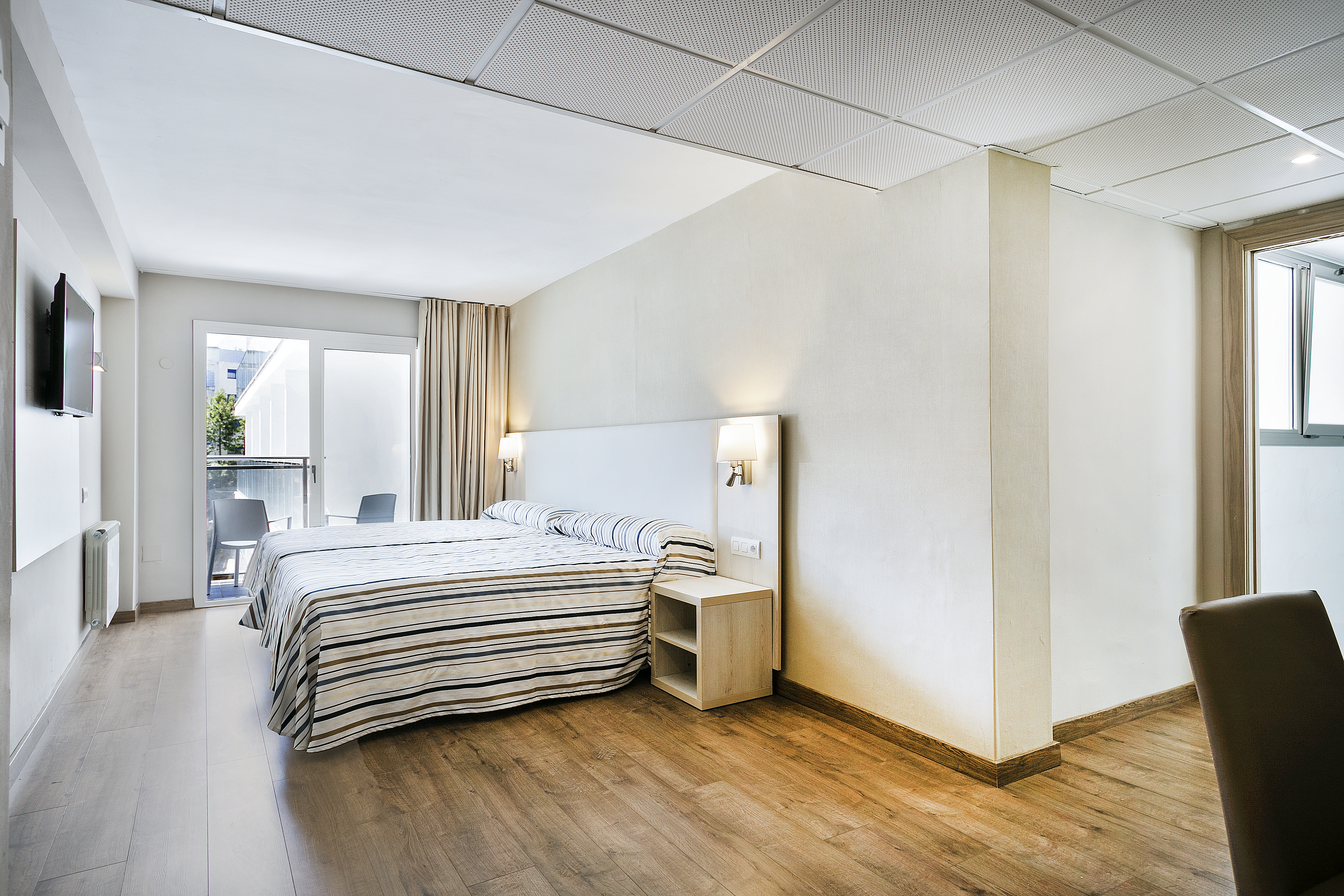 Double or Twin Standard