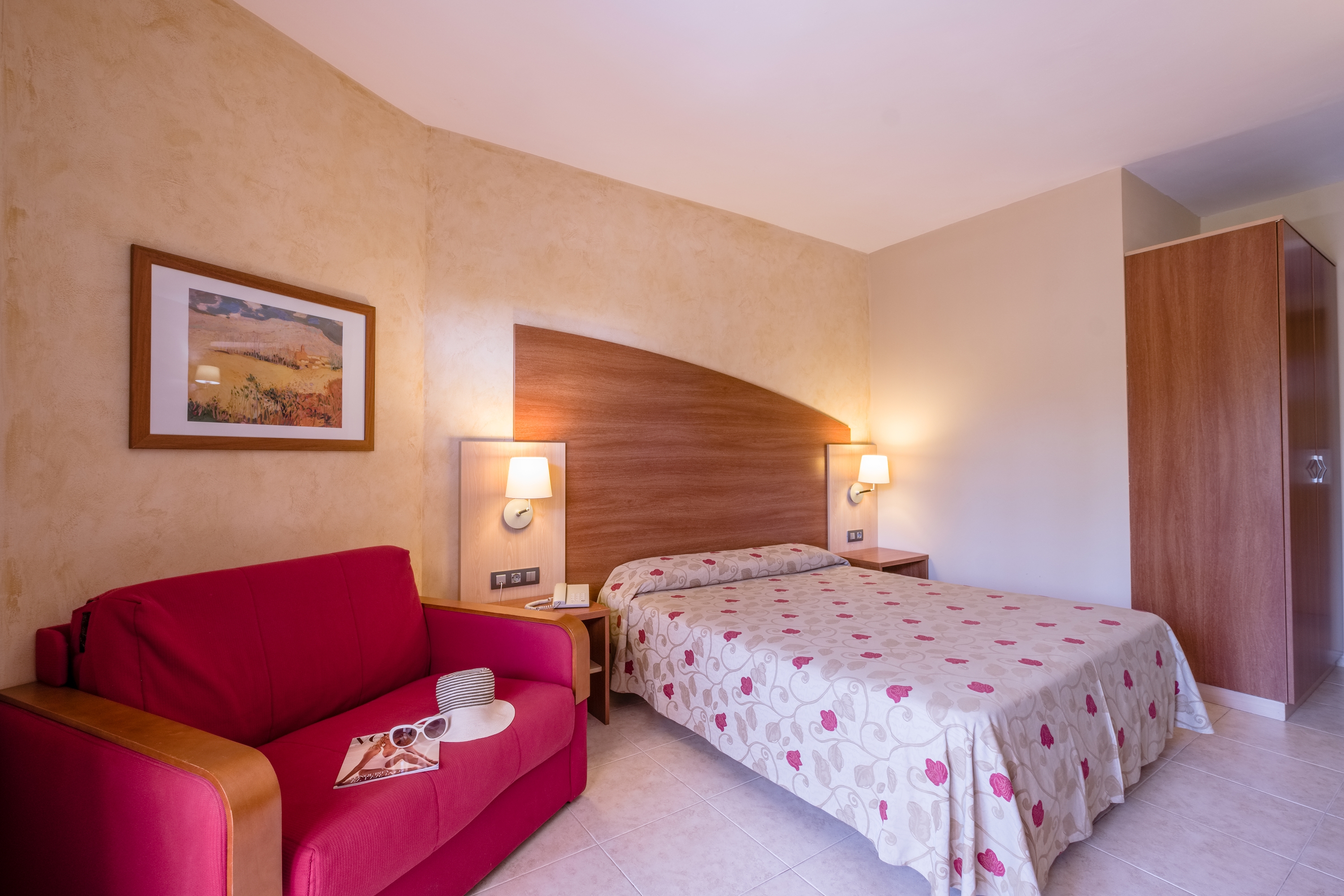 Double or Twin Standard