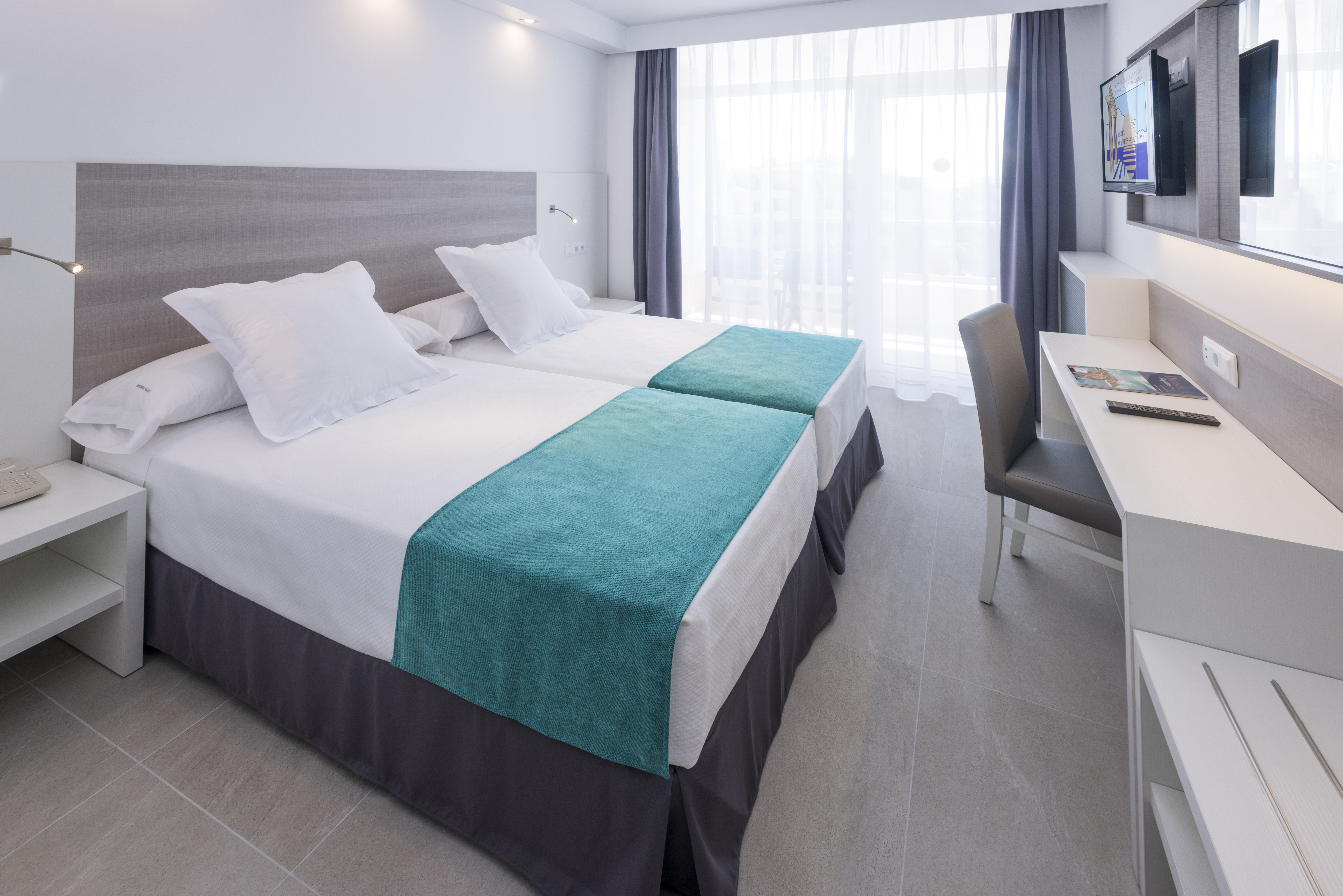 Double or Twin Standard