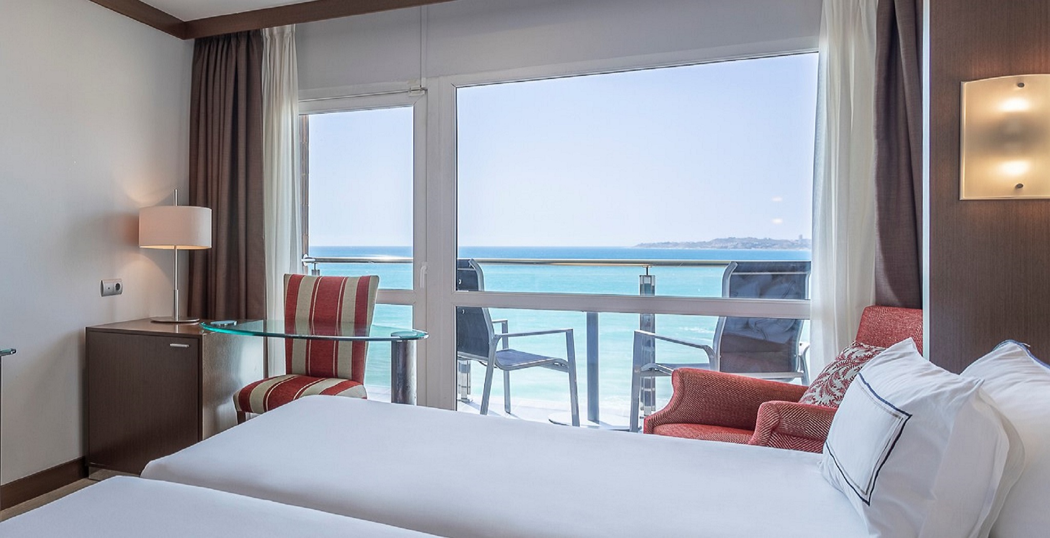 Double or Twin Deluxe Sea View