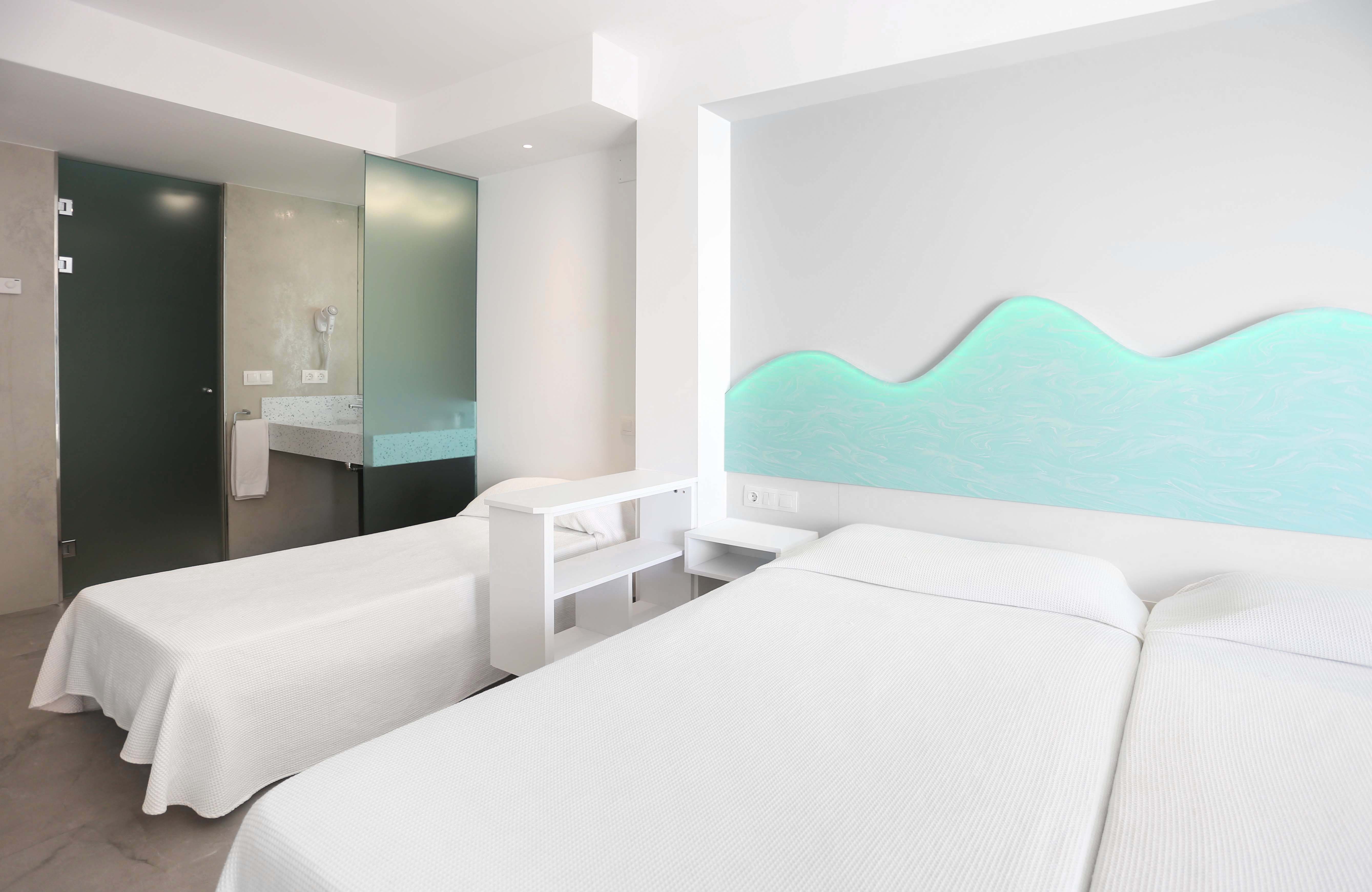 Double or Twin Capacity 3