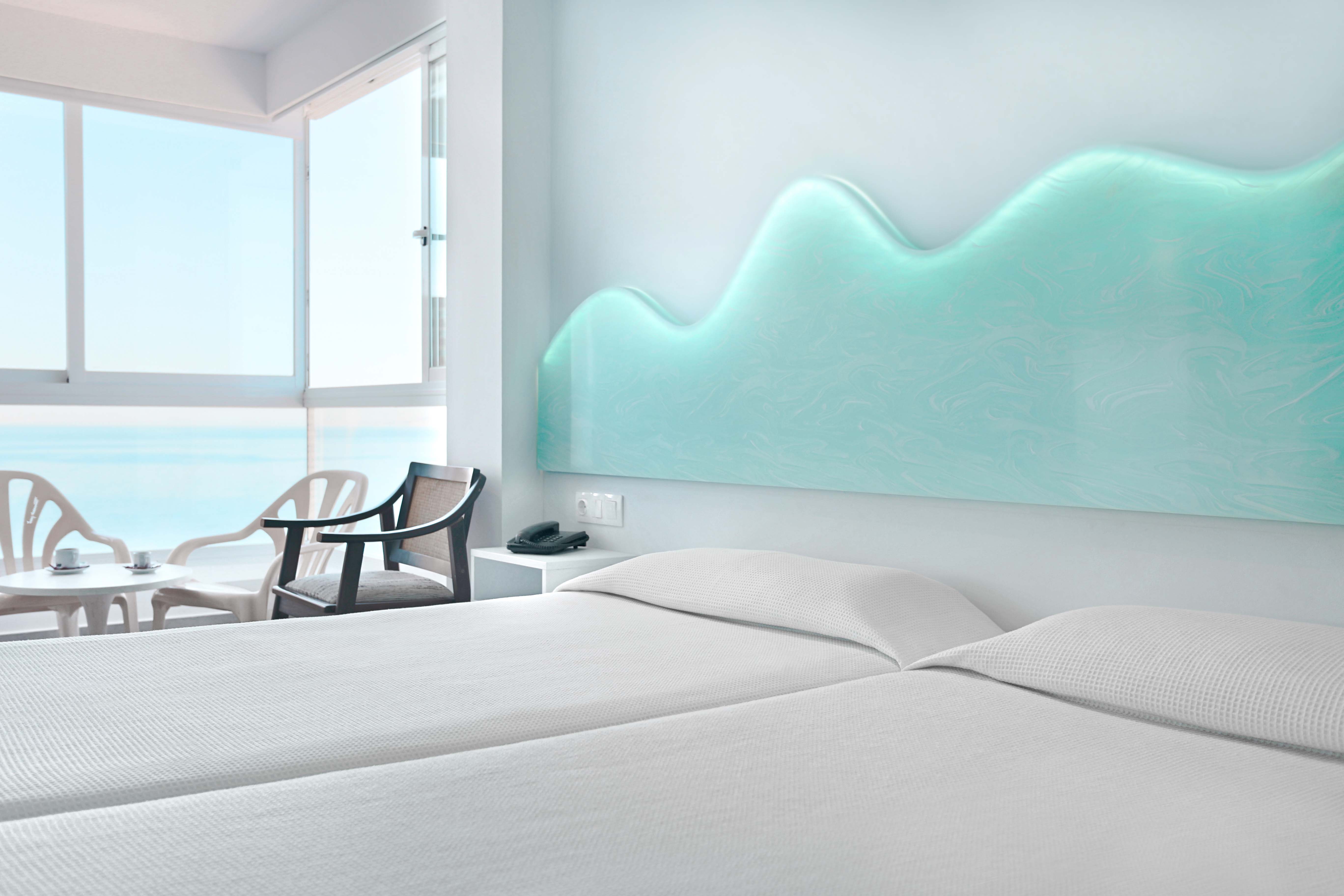 Double or Twin Standard