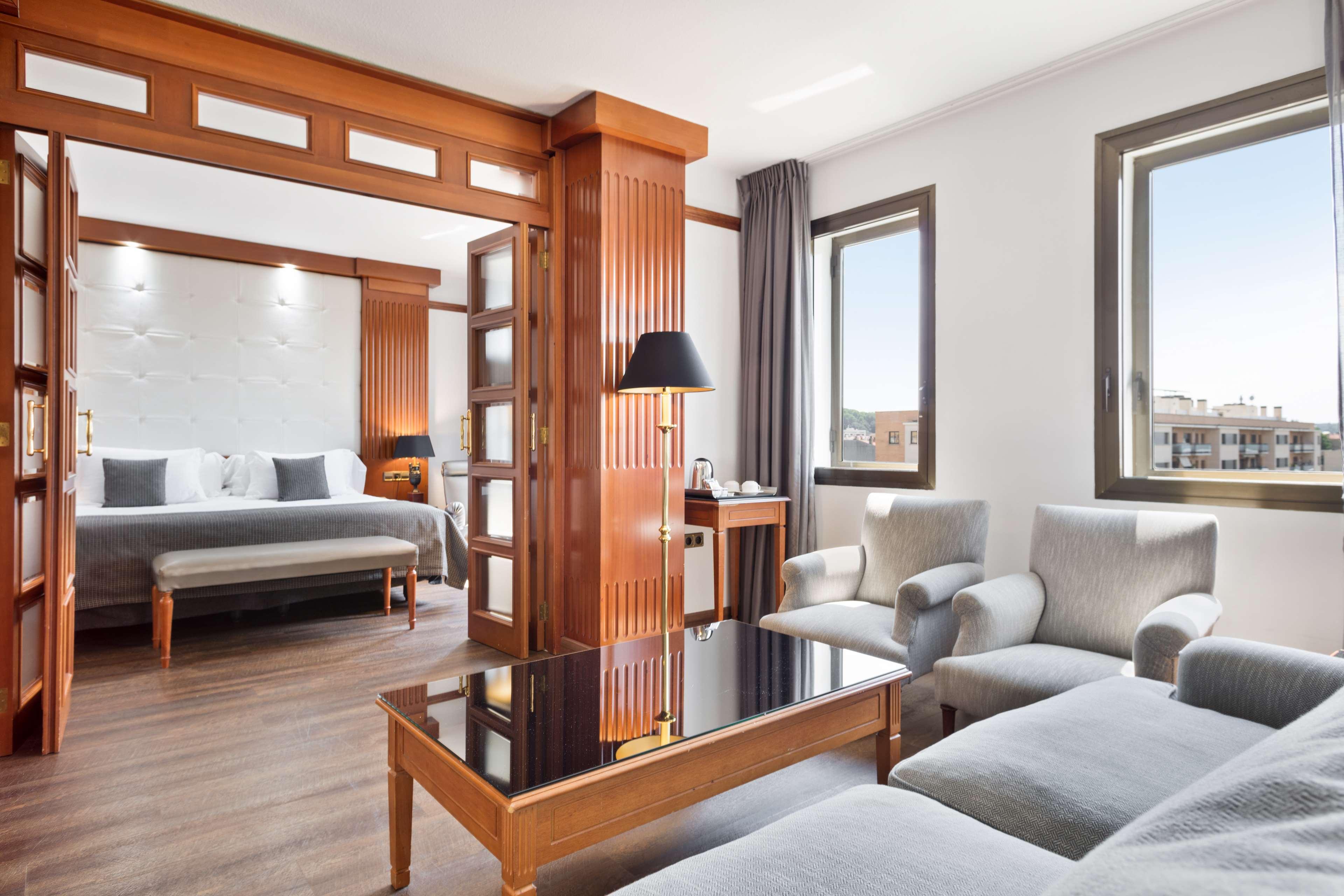 Junior Suite King Size Bed