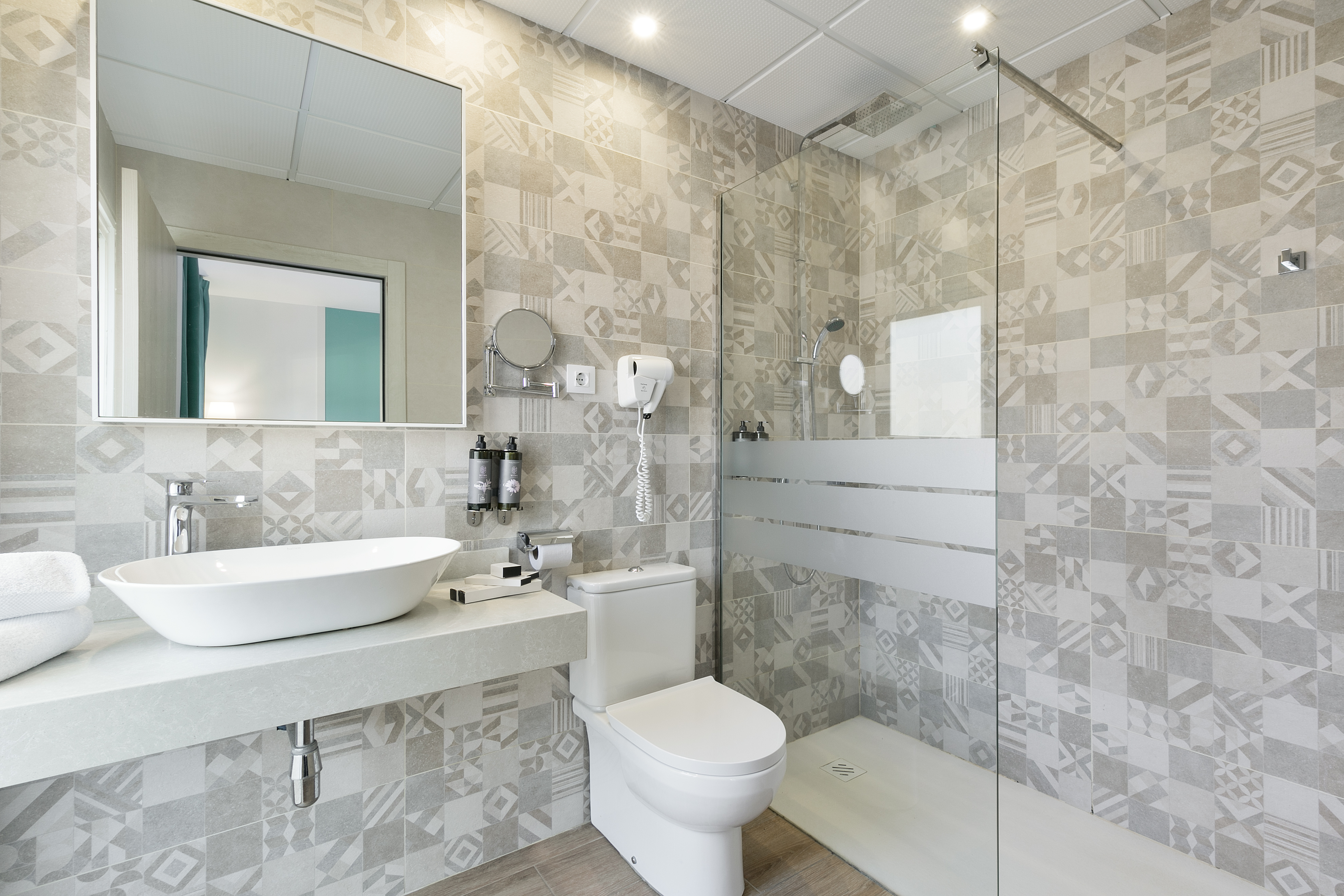 Double or Twin Standard