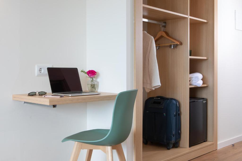 Double or Twin with Views