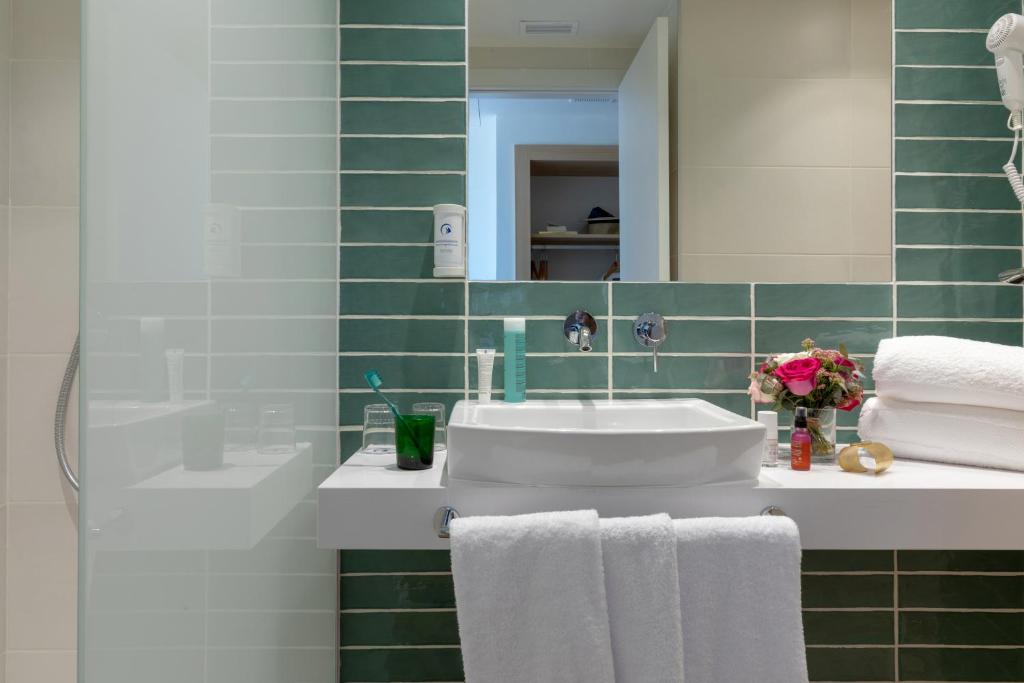 Double or Twin with Views