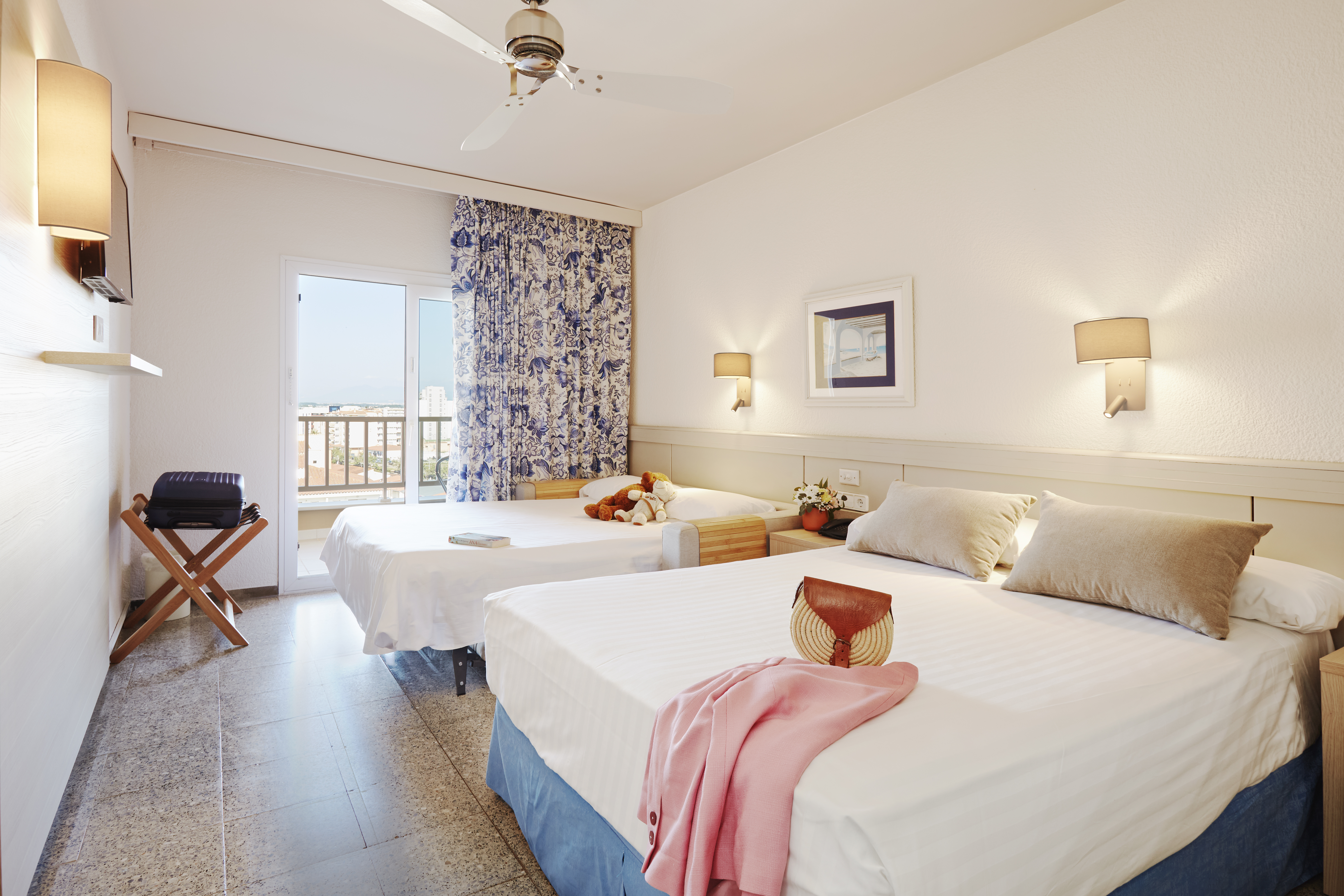 Double or Twin Capacity 3