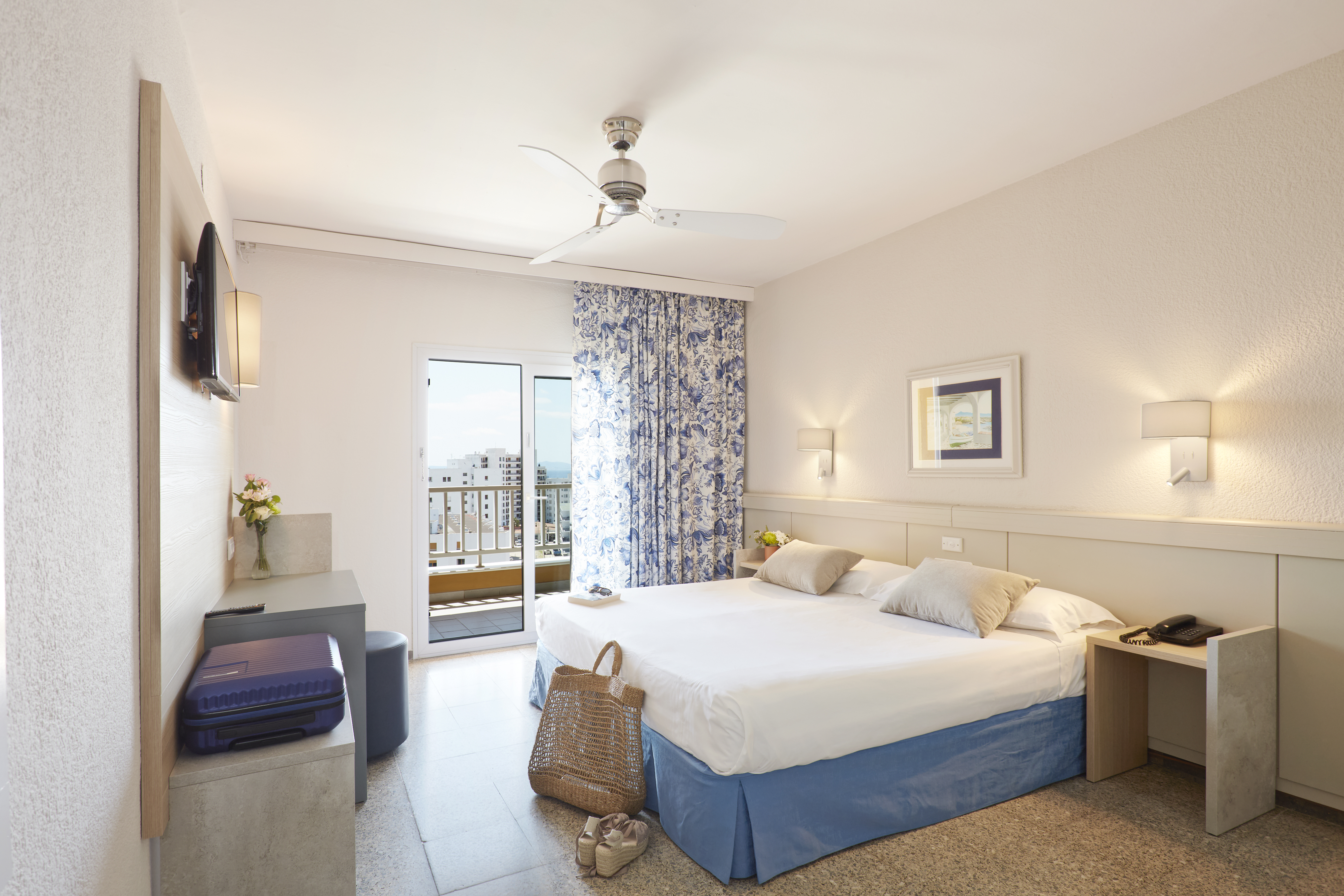 Double or Twin Capacity 2