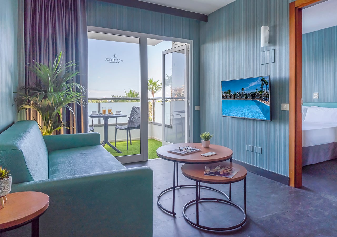 Apartment Pool View