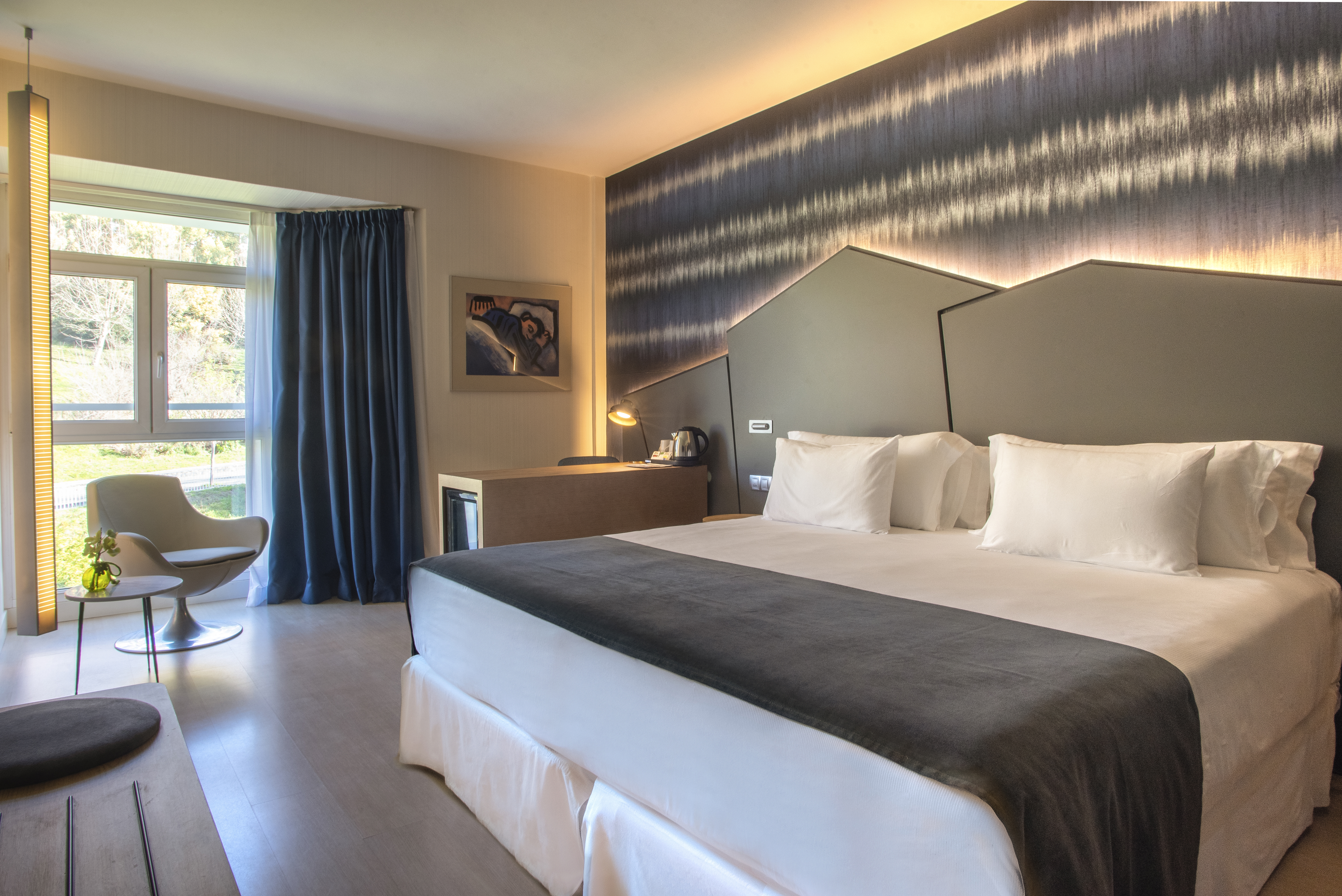 Double Single Superior