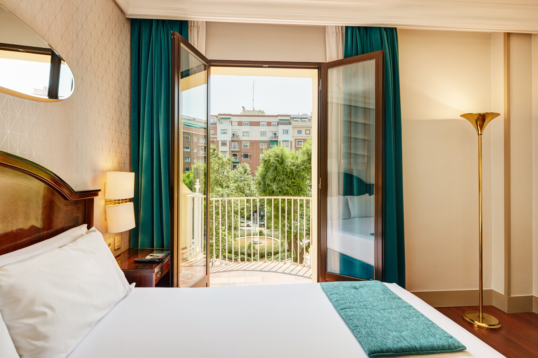 Double Single with Views