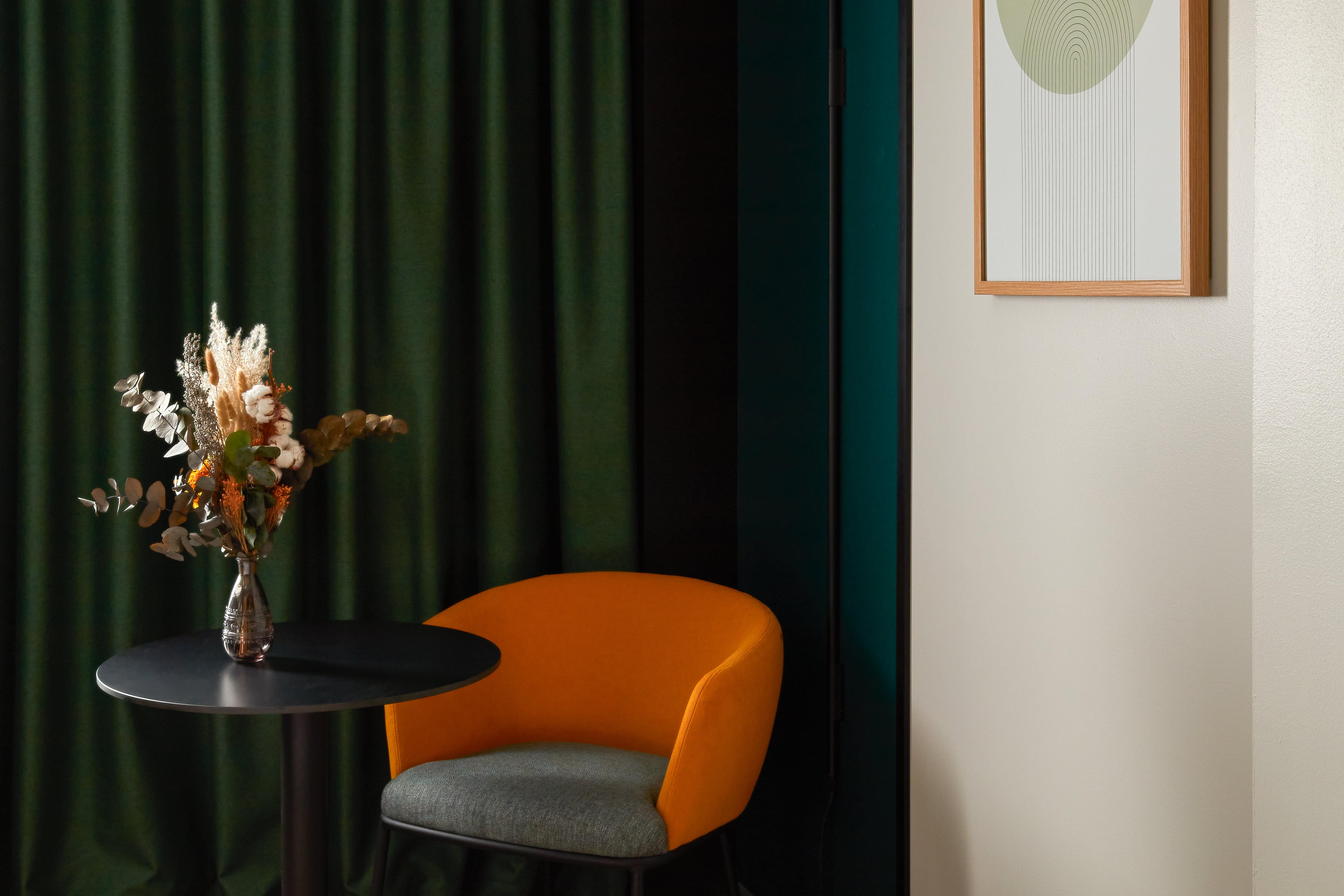 Double Queen Size Bed