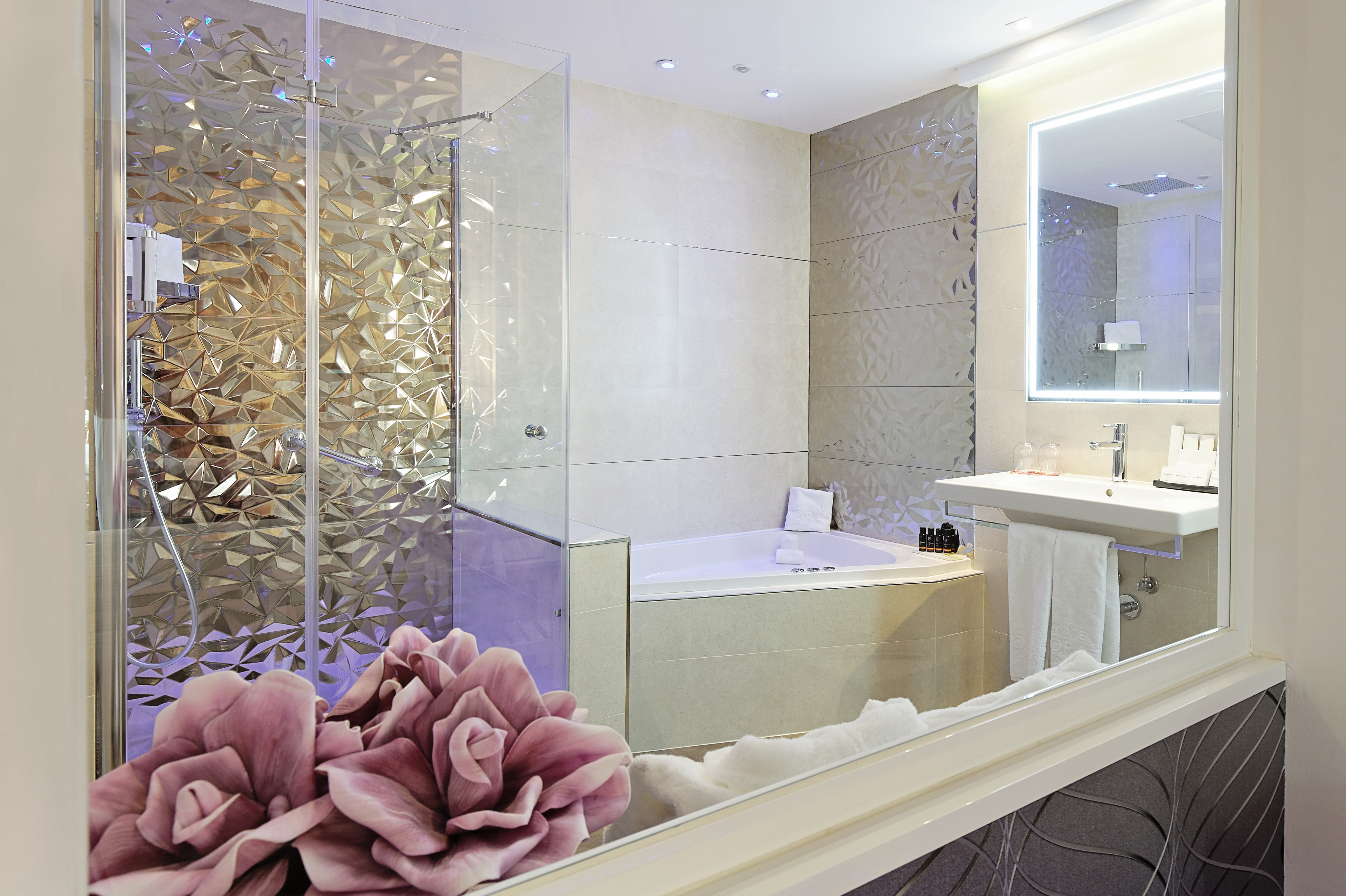 Double Single Premium