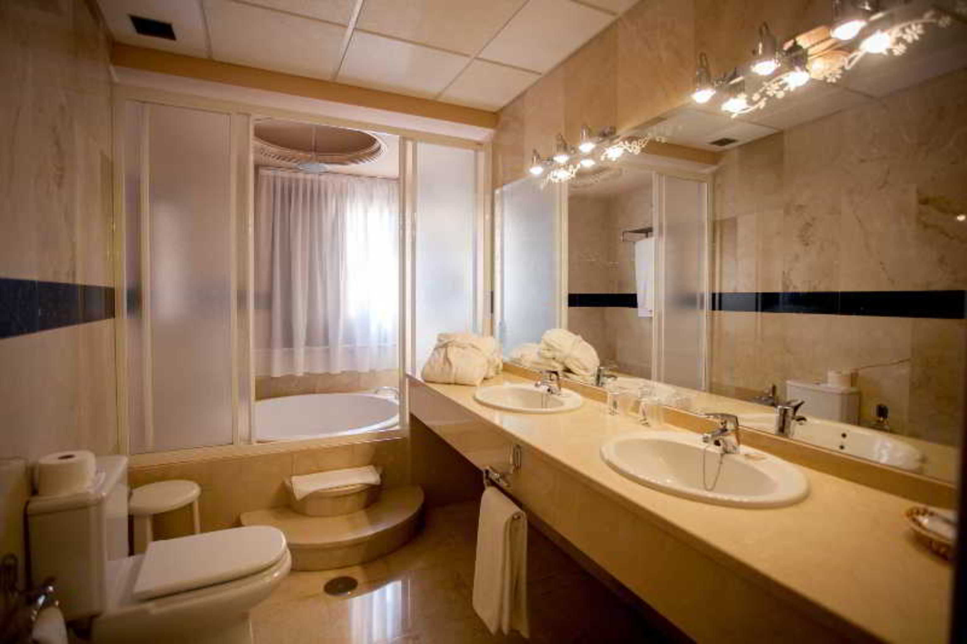 Double or Twin Superior